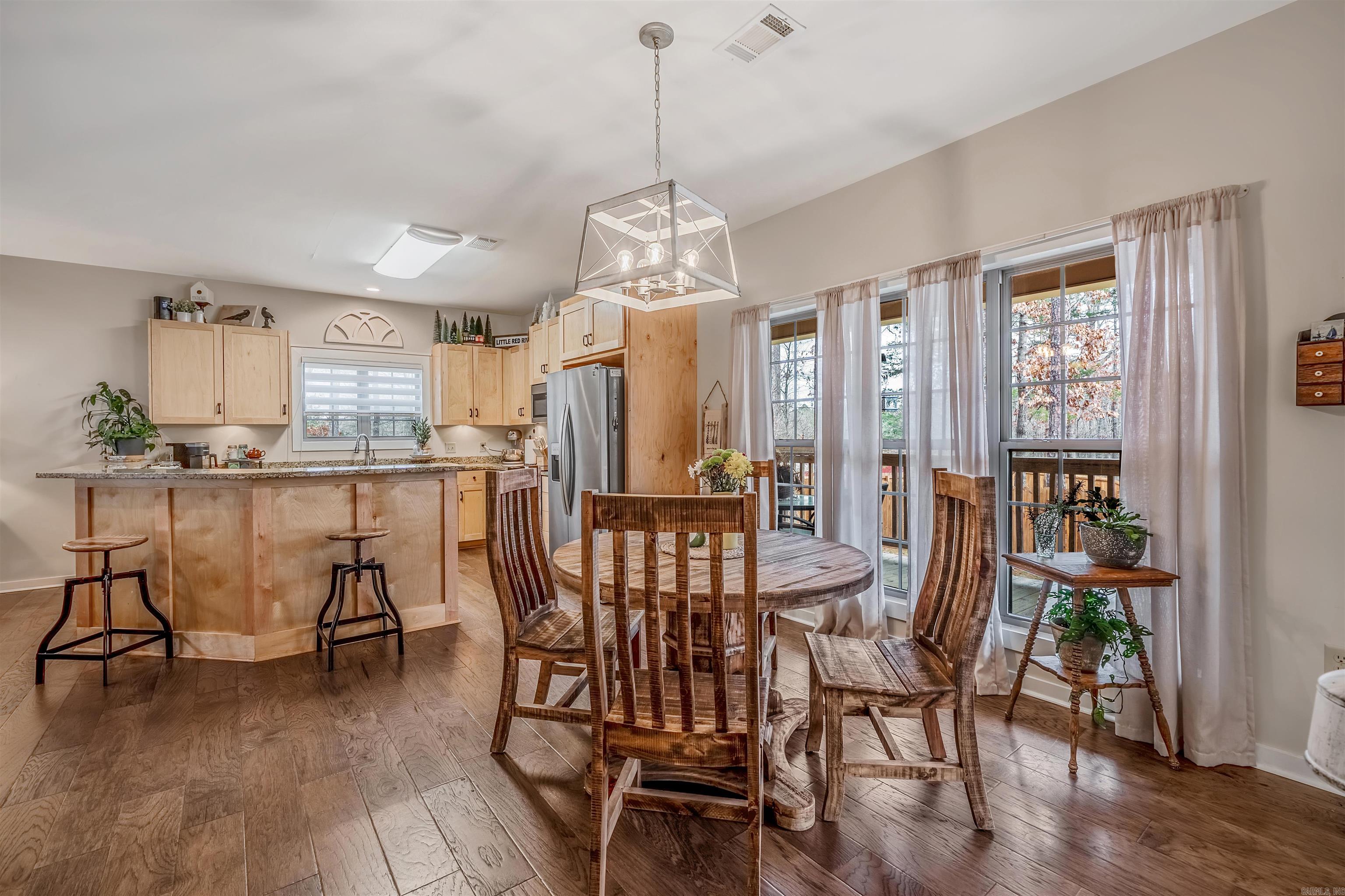 17 Dianes  Heber Springs, AR