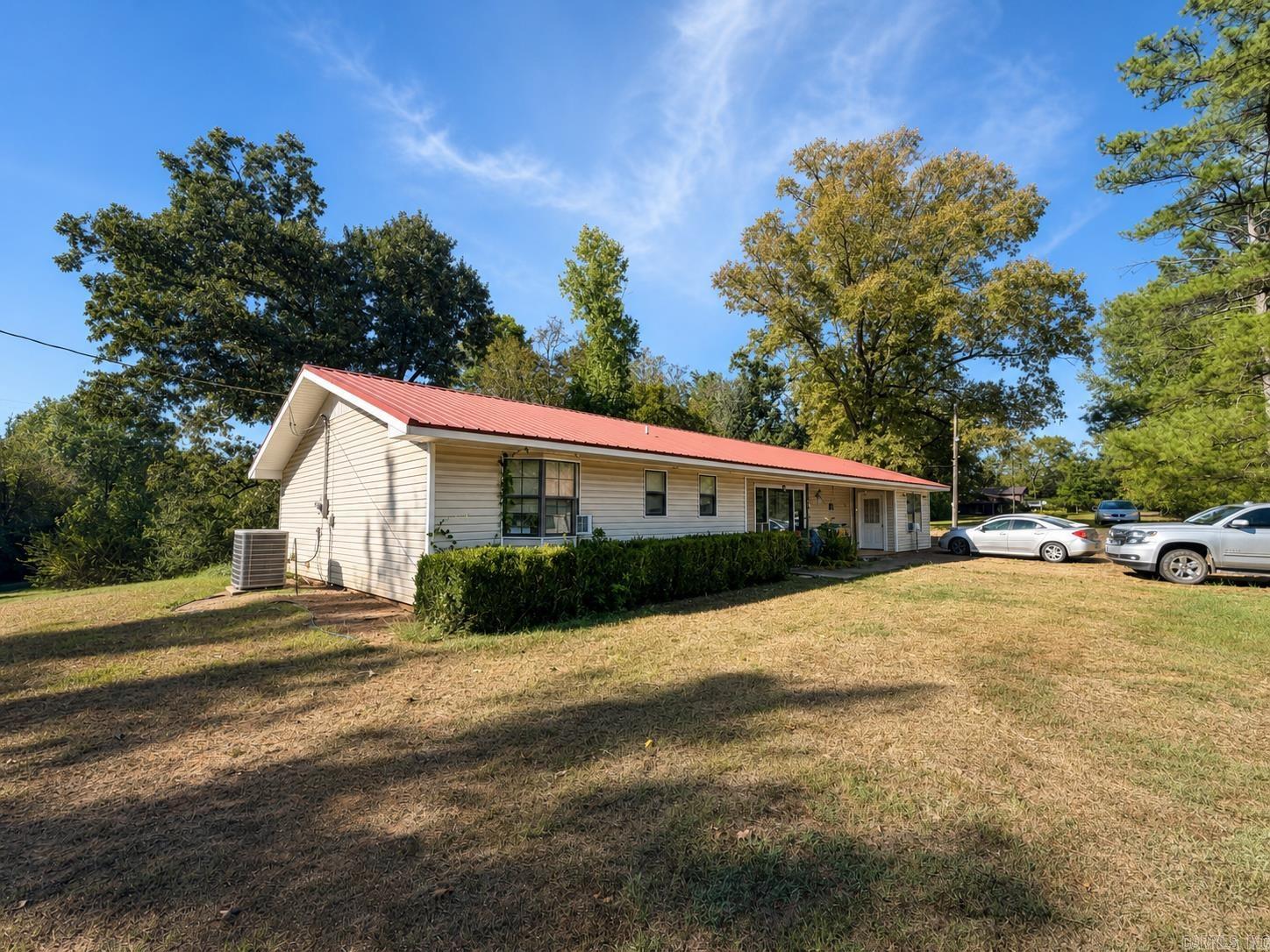 659  Crosstrails Road  De Queen, AR