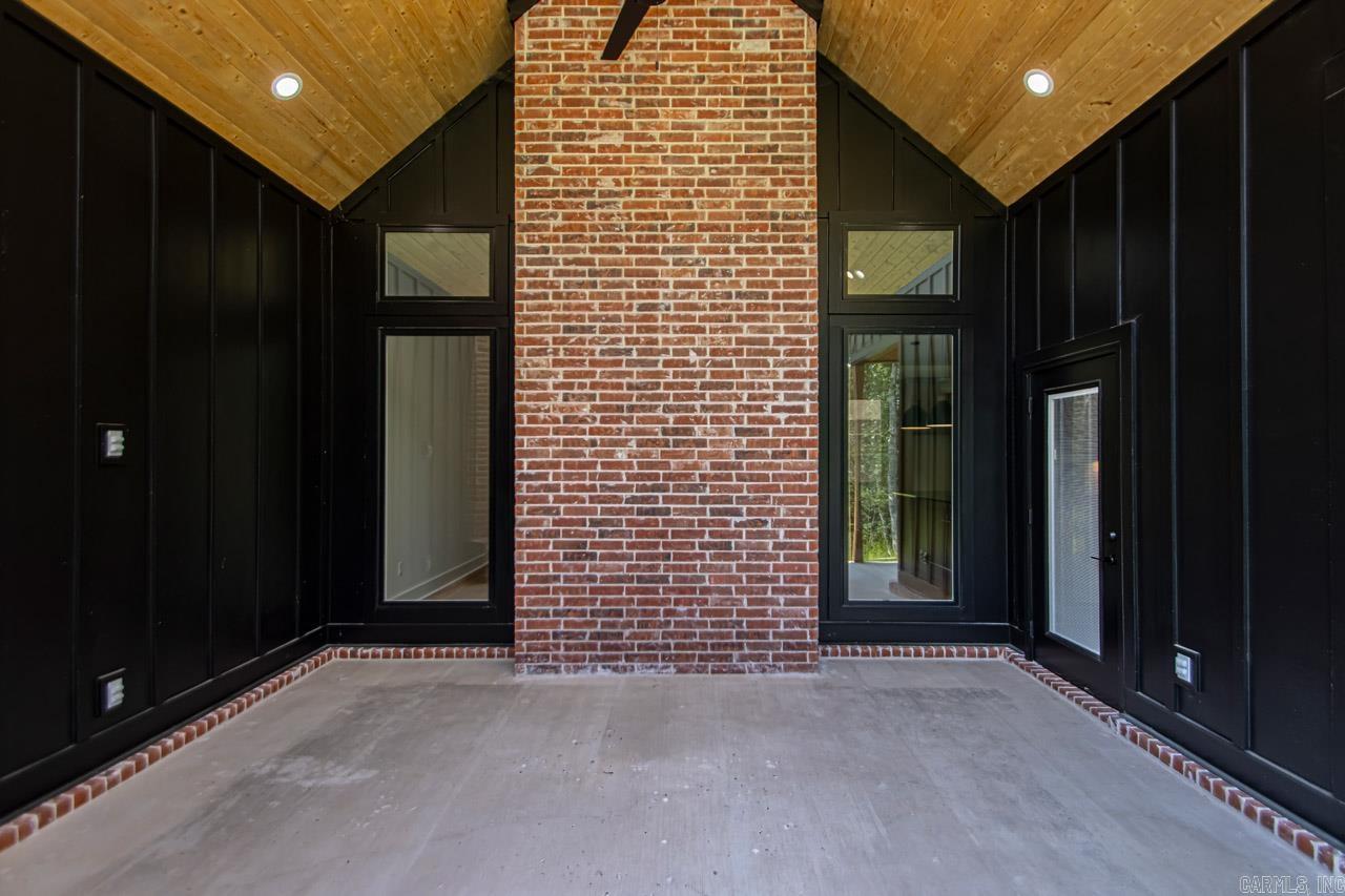 100 Shepherd Loop Drive Arkadelphia, AR 71923