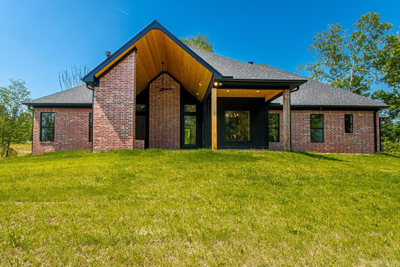 100 Shepherd Loop Drive Arkadelphia, AR 71923