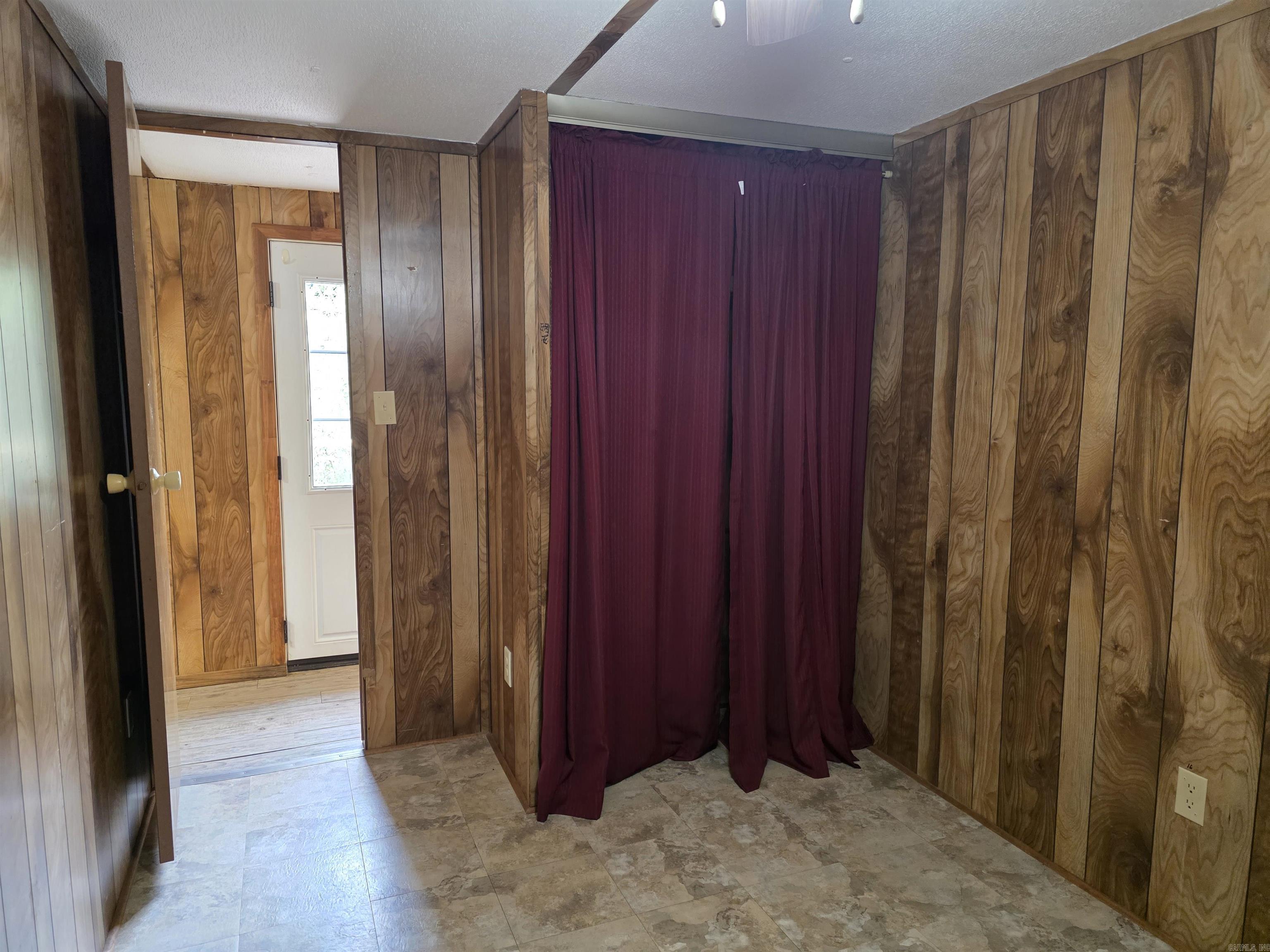 109 West Boundary  Mena, AR