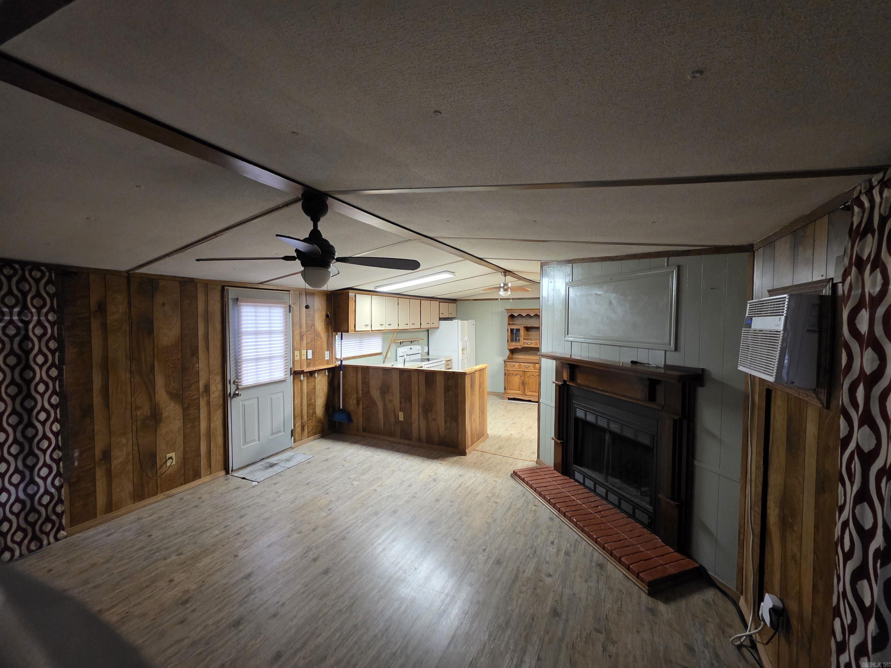 109 West Boundary  Mena, AR