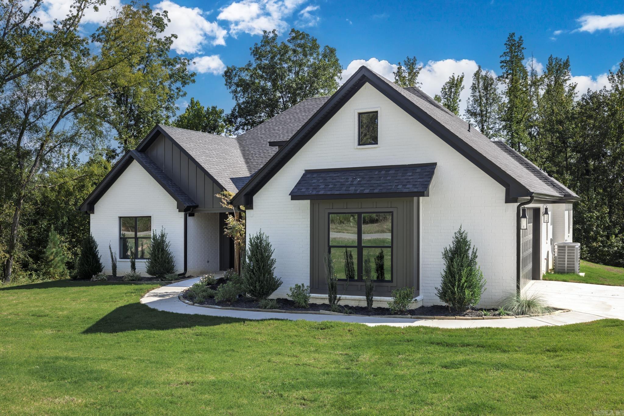 108 Shepherd Loop Drive Arkadelphia, AR 71923