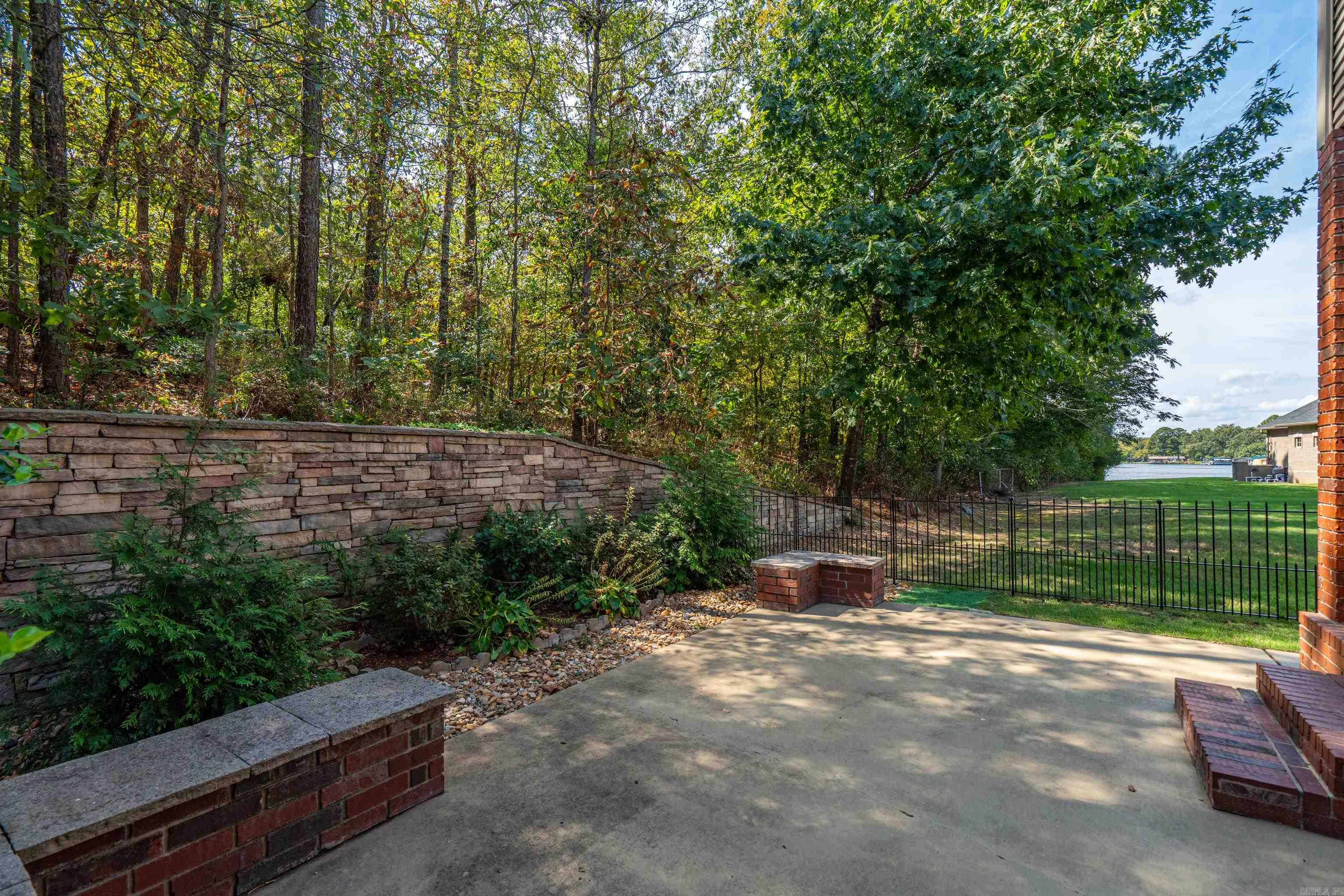 121 Burchwood Bay Cove Hot Springs, AR 71913-6787
