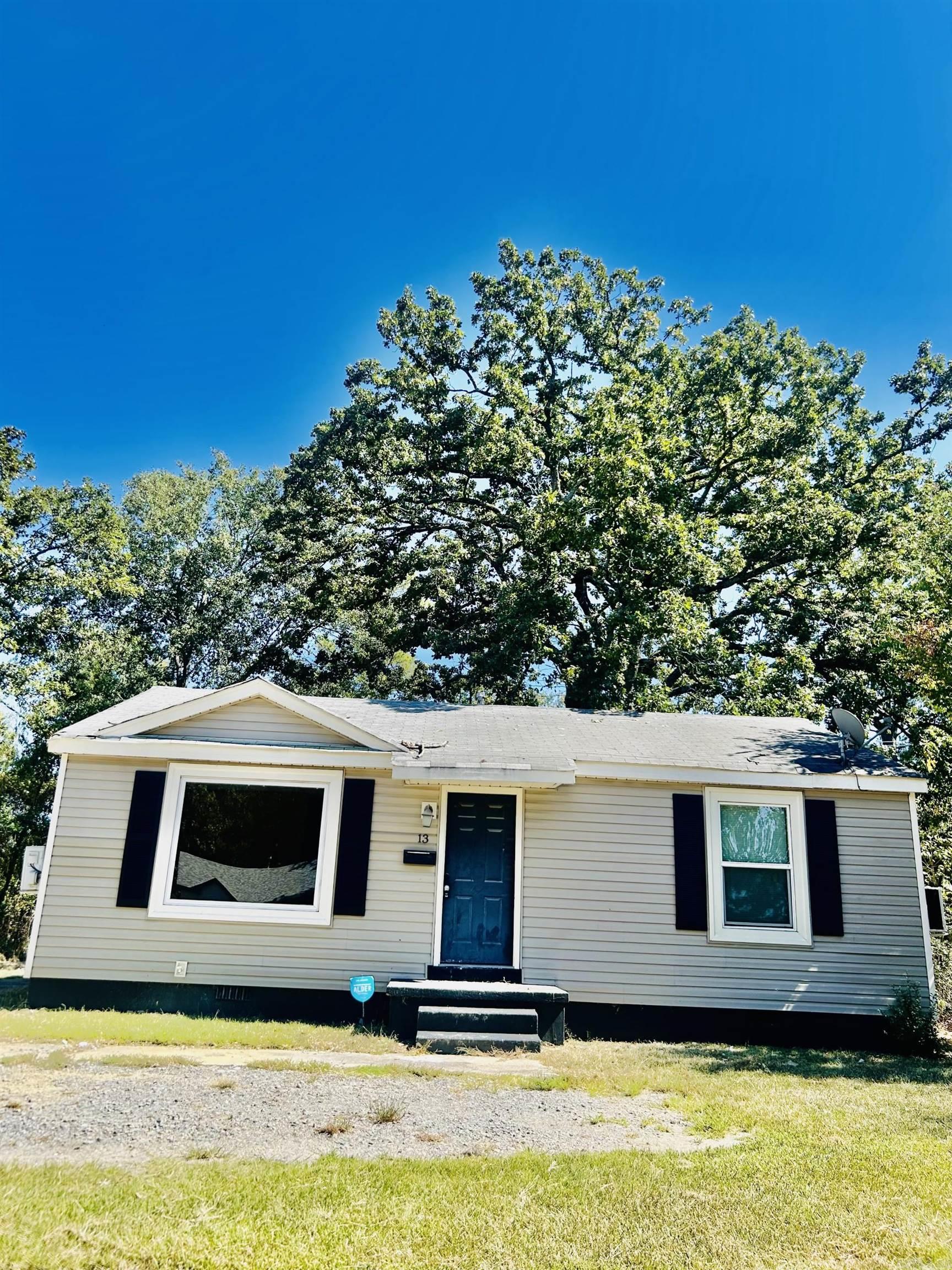 13 E Richard  White Hall, AR