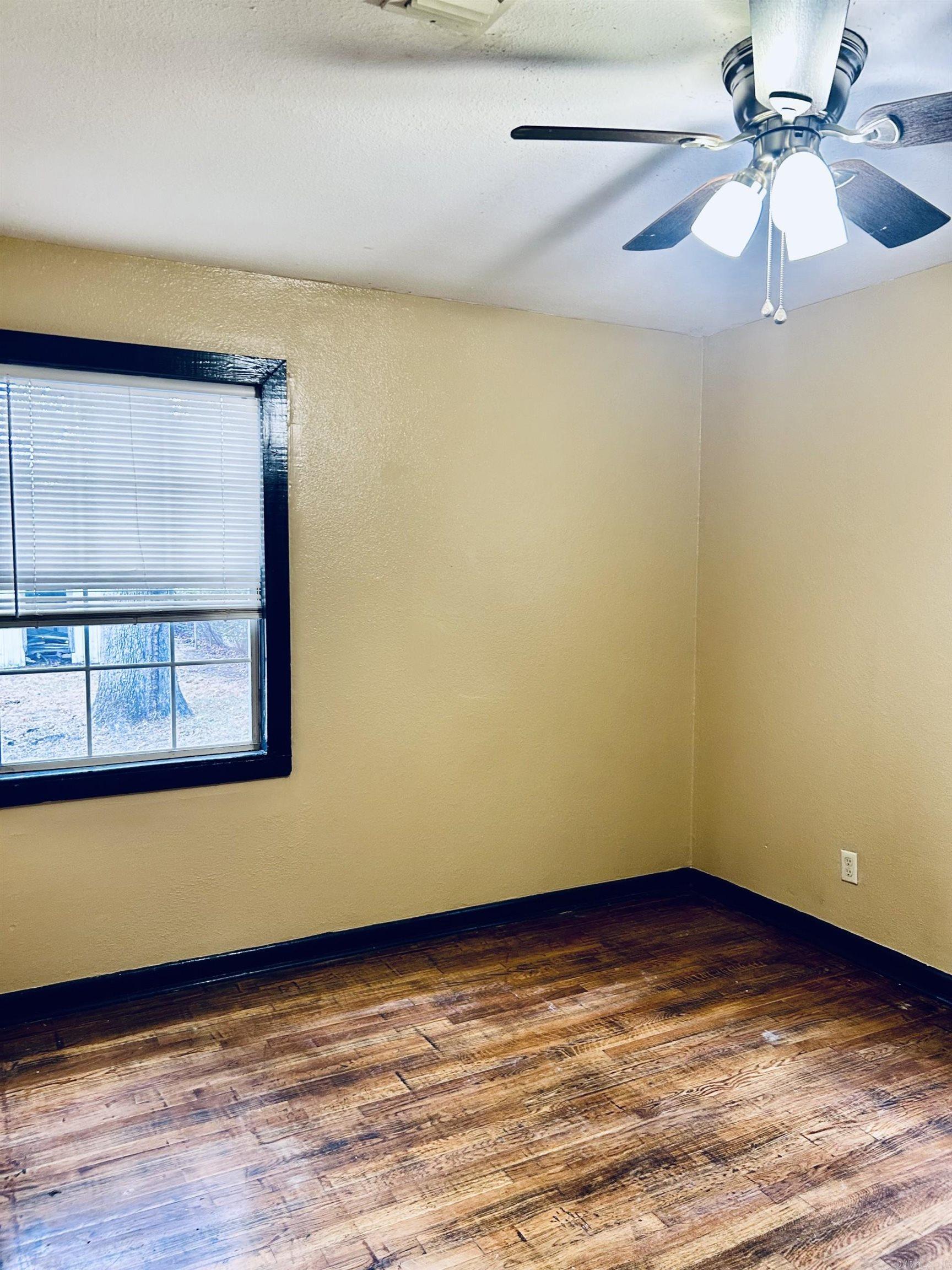 13 E Richard  White Hall, AR
