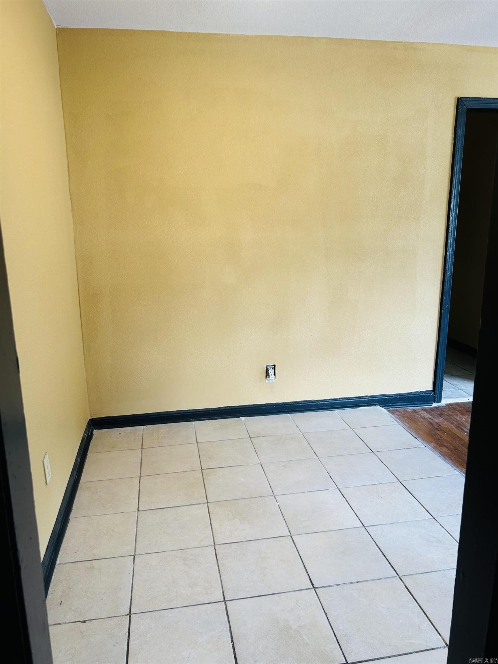 13 E Richard  White Hall, AR