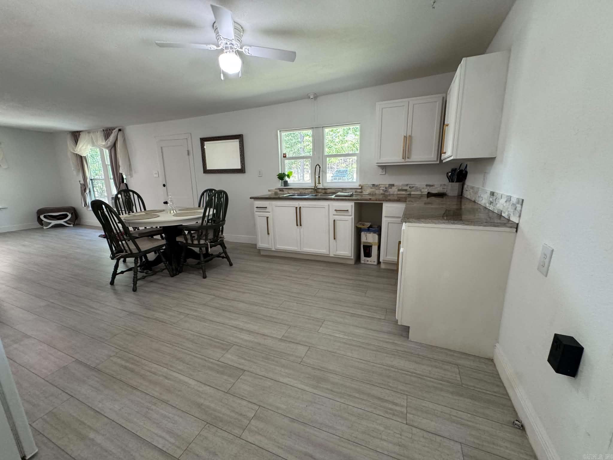 1620 N Highway 371  Waldo, AR
