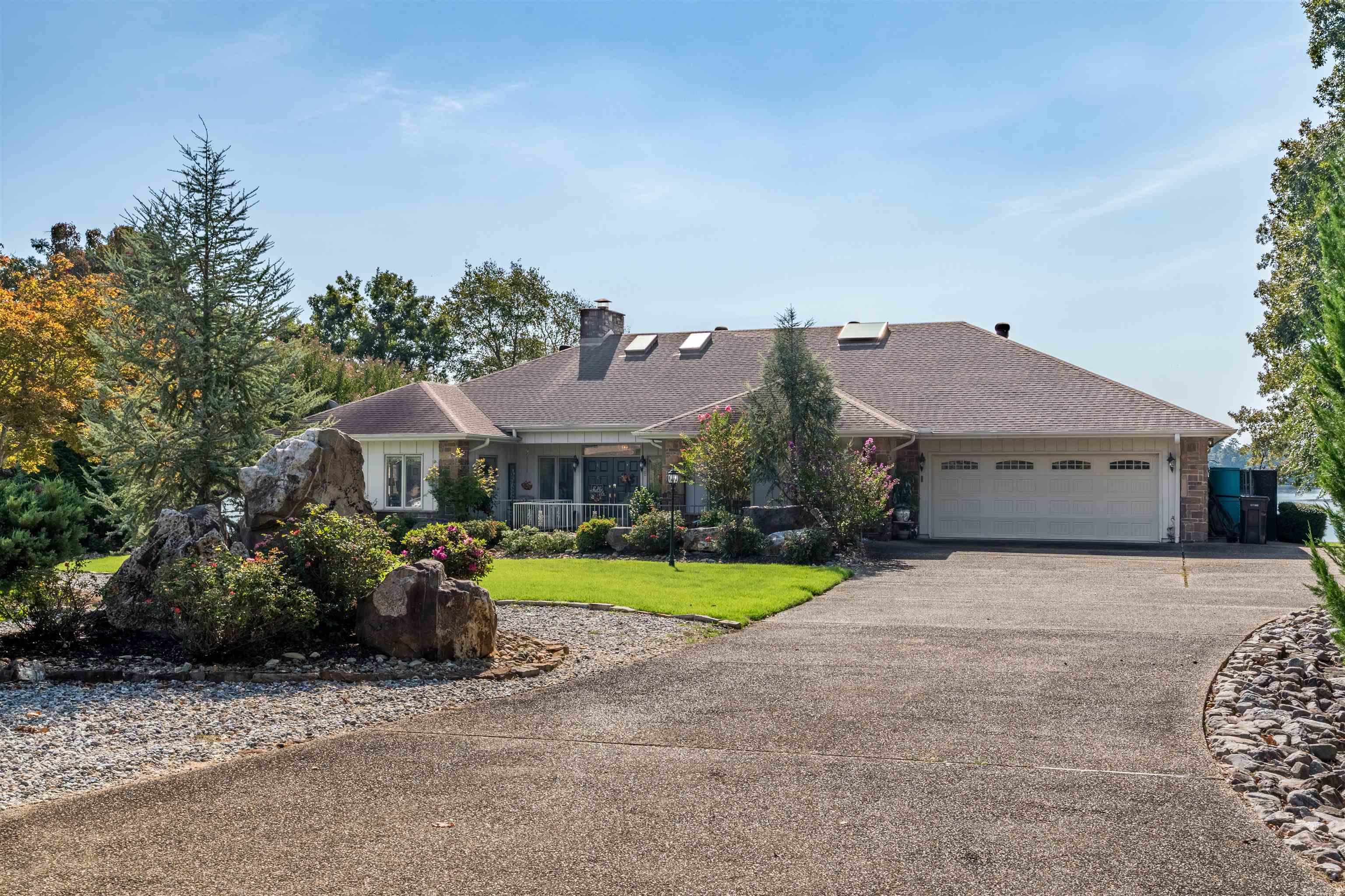 8 Heraldia Lane Hot Springs Village, AR 71909