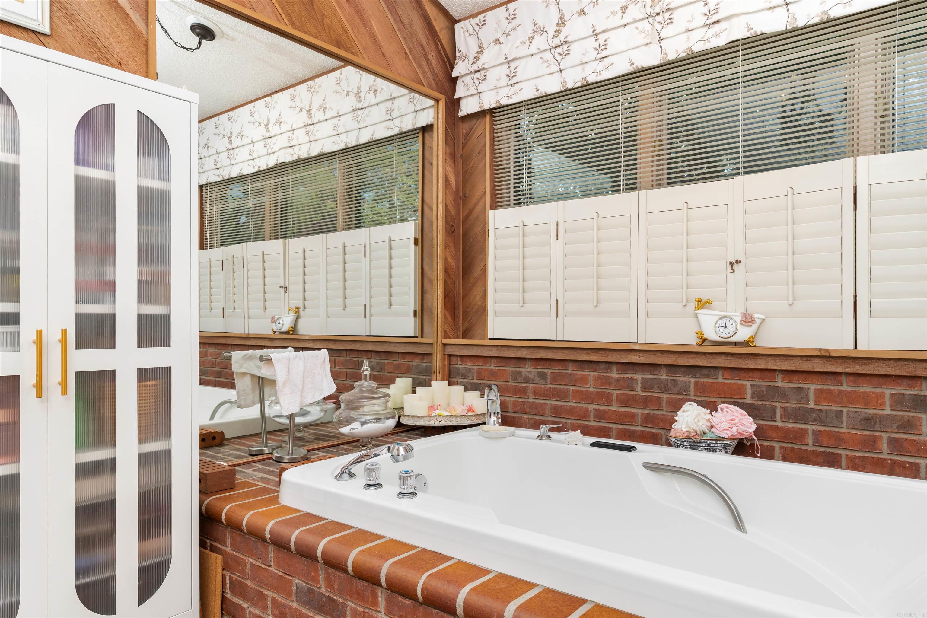 8 Heraldia Lane Hot Springs Village, AR 71909