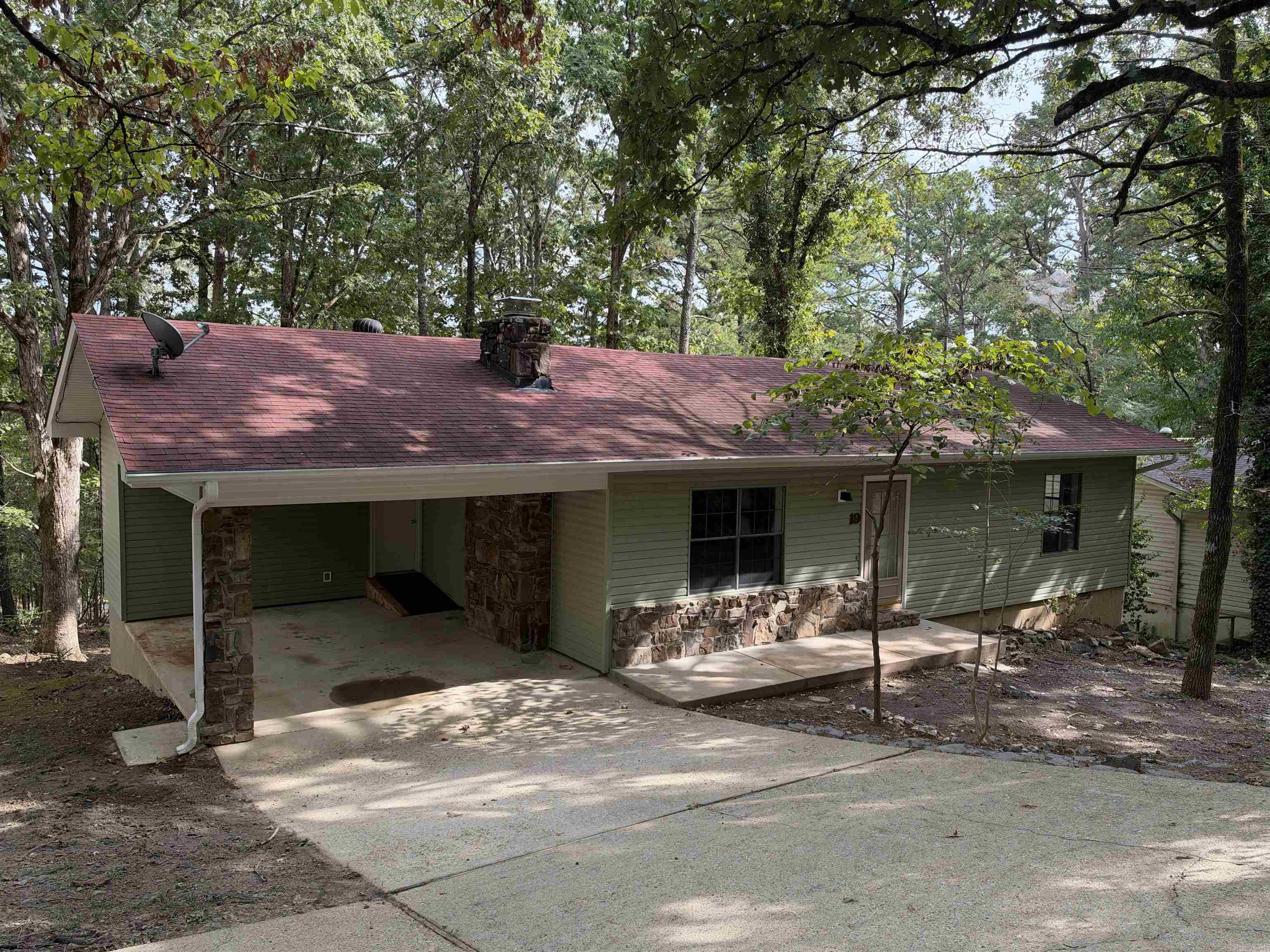 19 Malaga  Hot Springs Village, AR