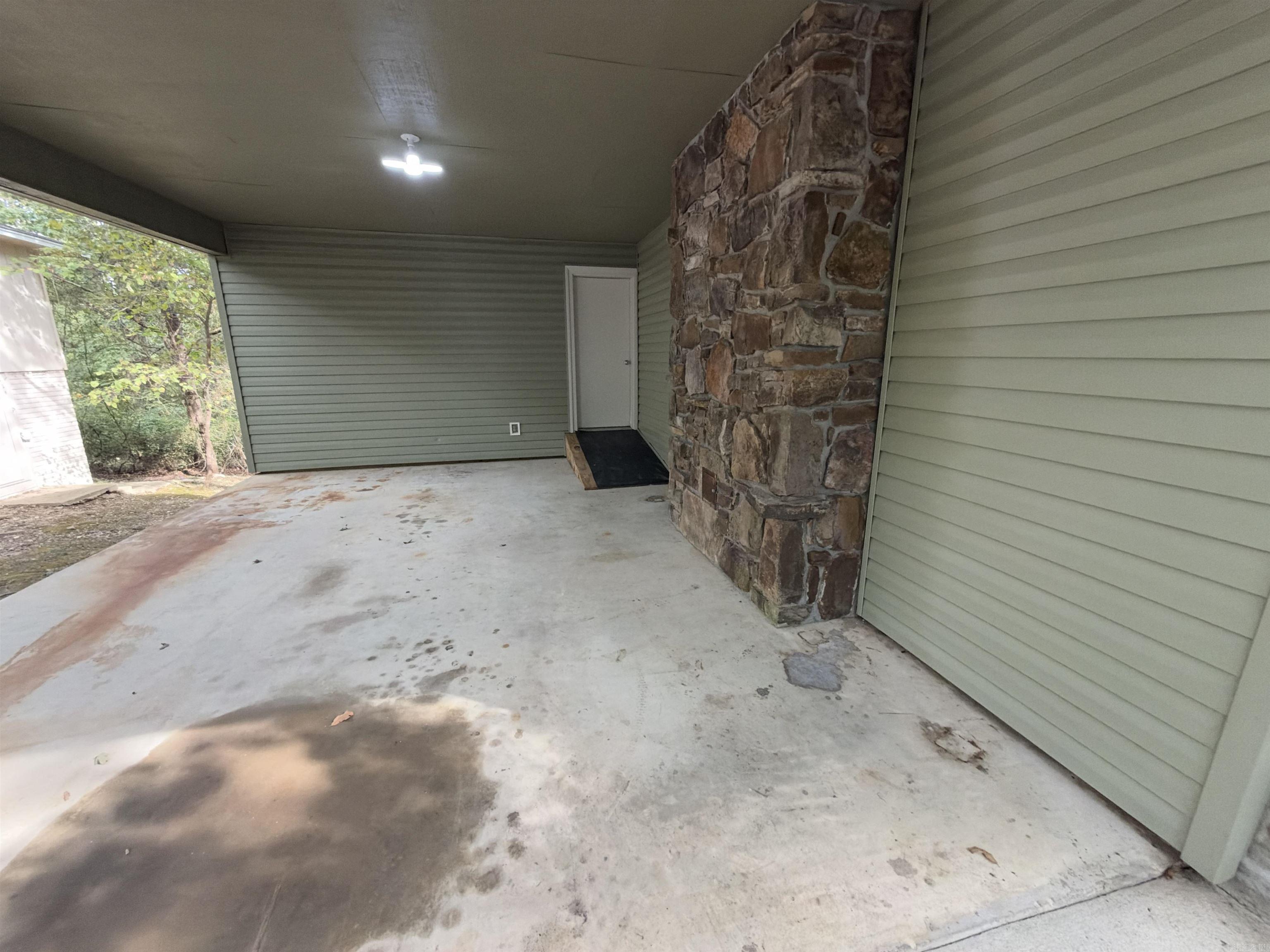 19 Malaga  Hot Springs Village, AR