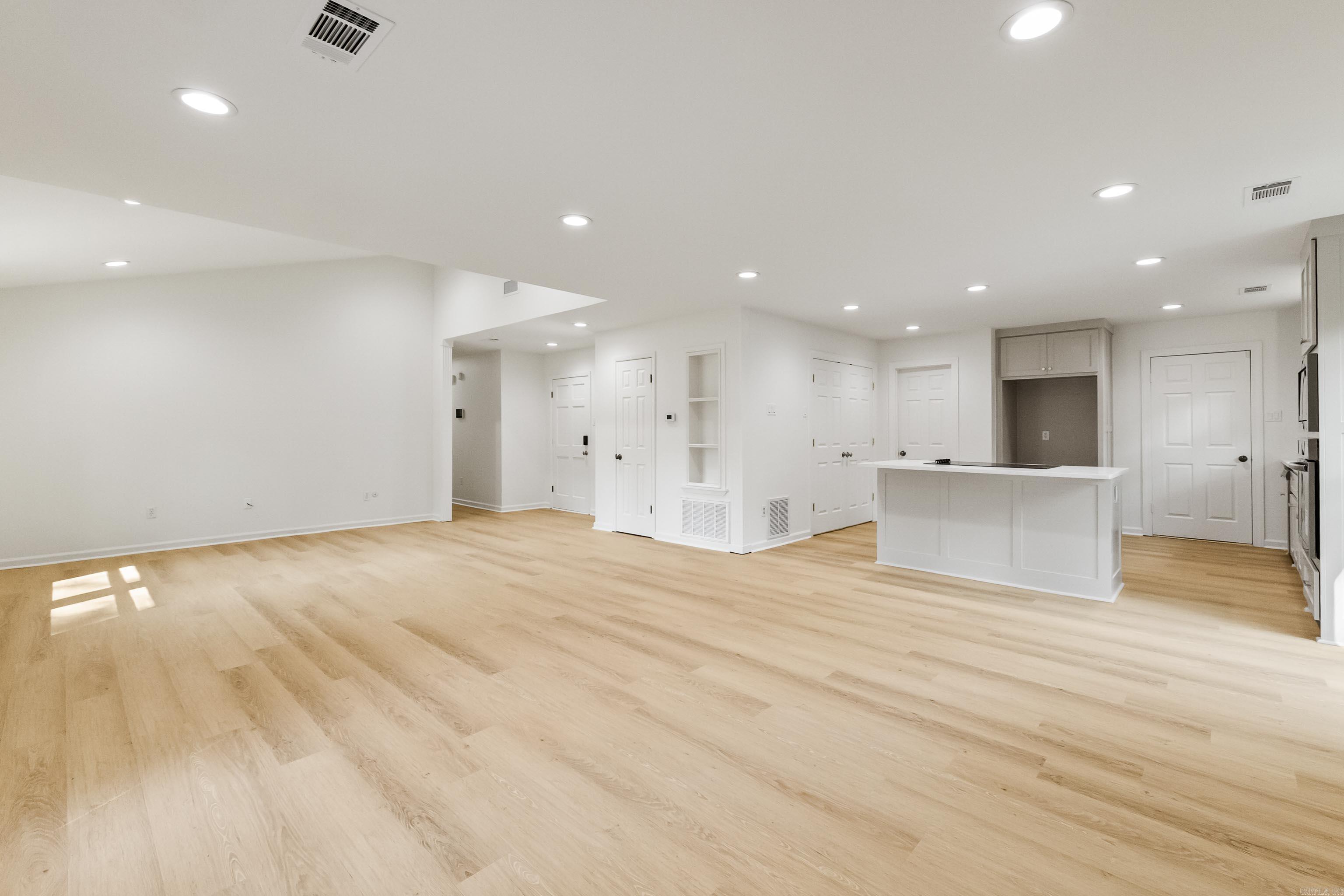 2711 Janet  Benton, AR