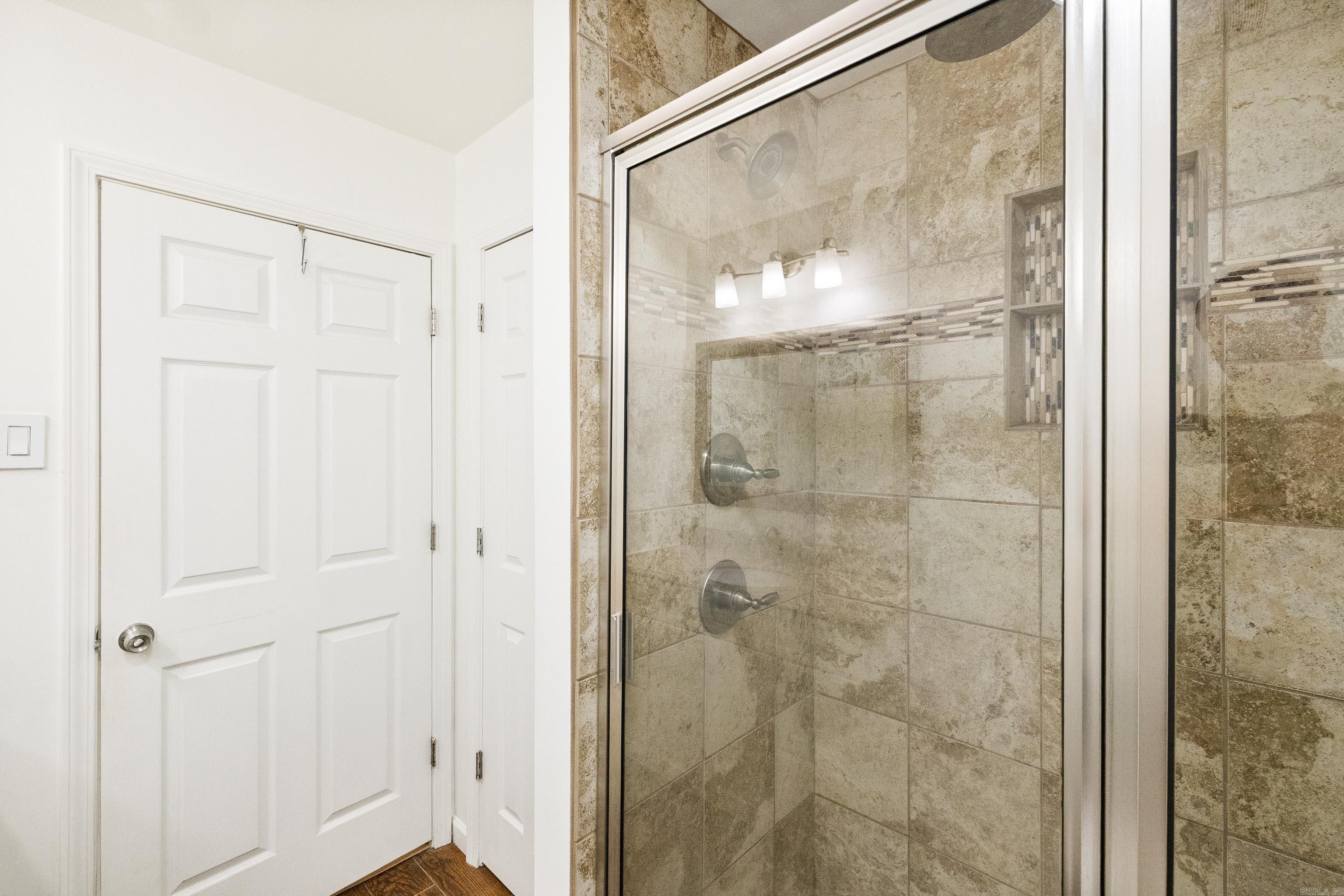 2711 Janet  Benton, AR