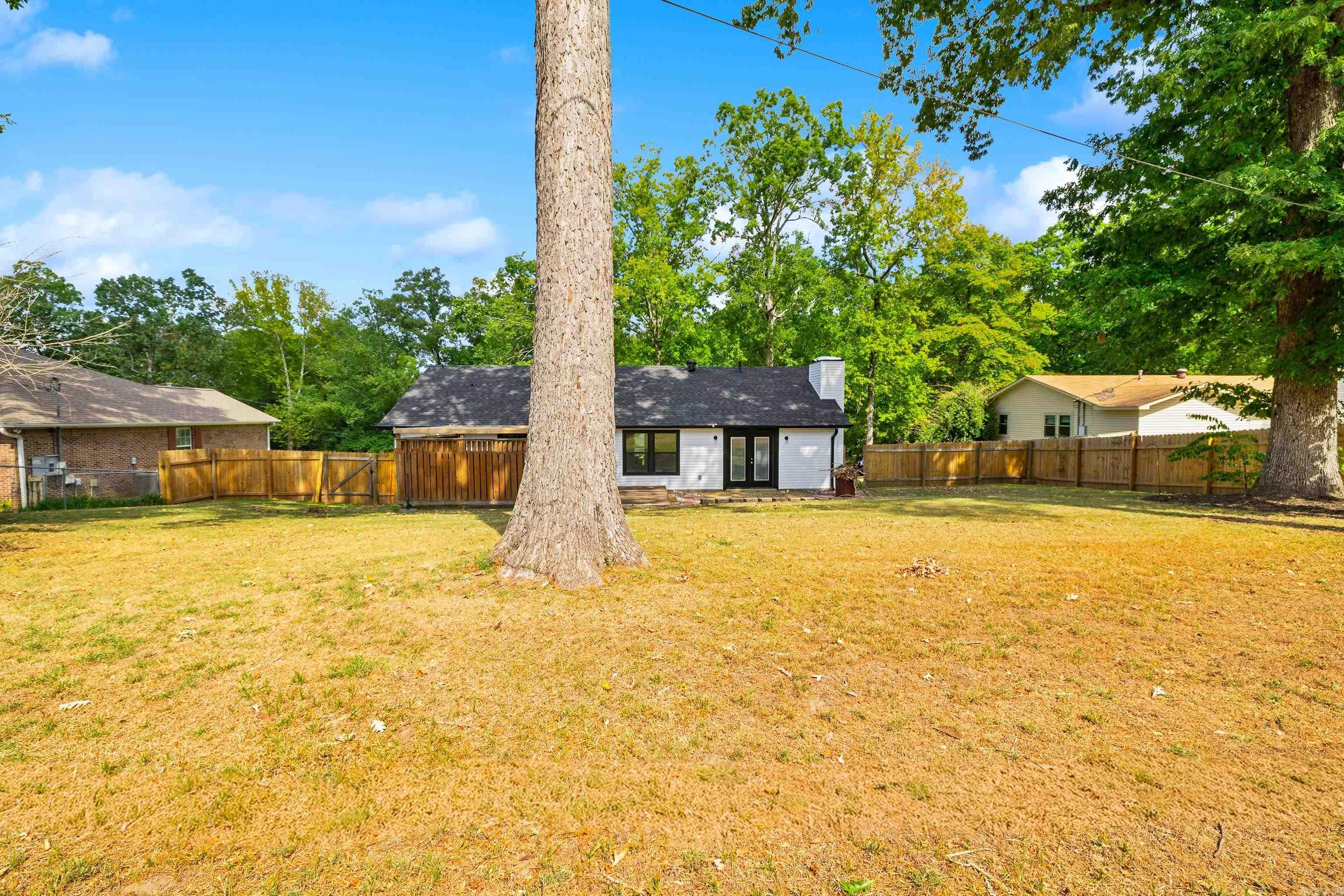 2711 Janet  Benton, AR