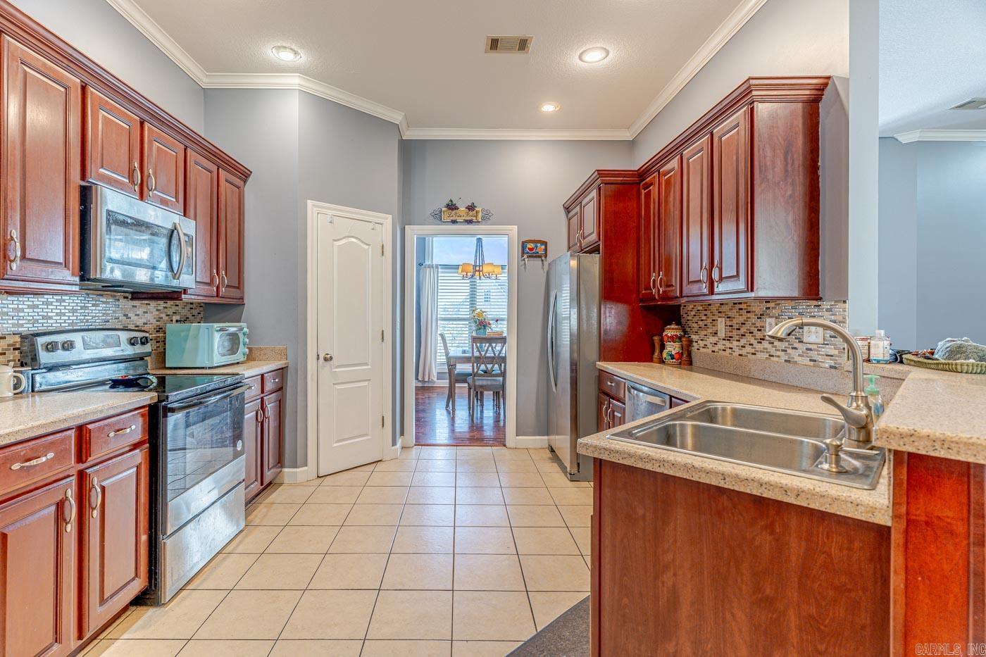 3114 Bowden Dr Jonesboro, AR 72404