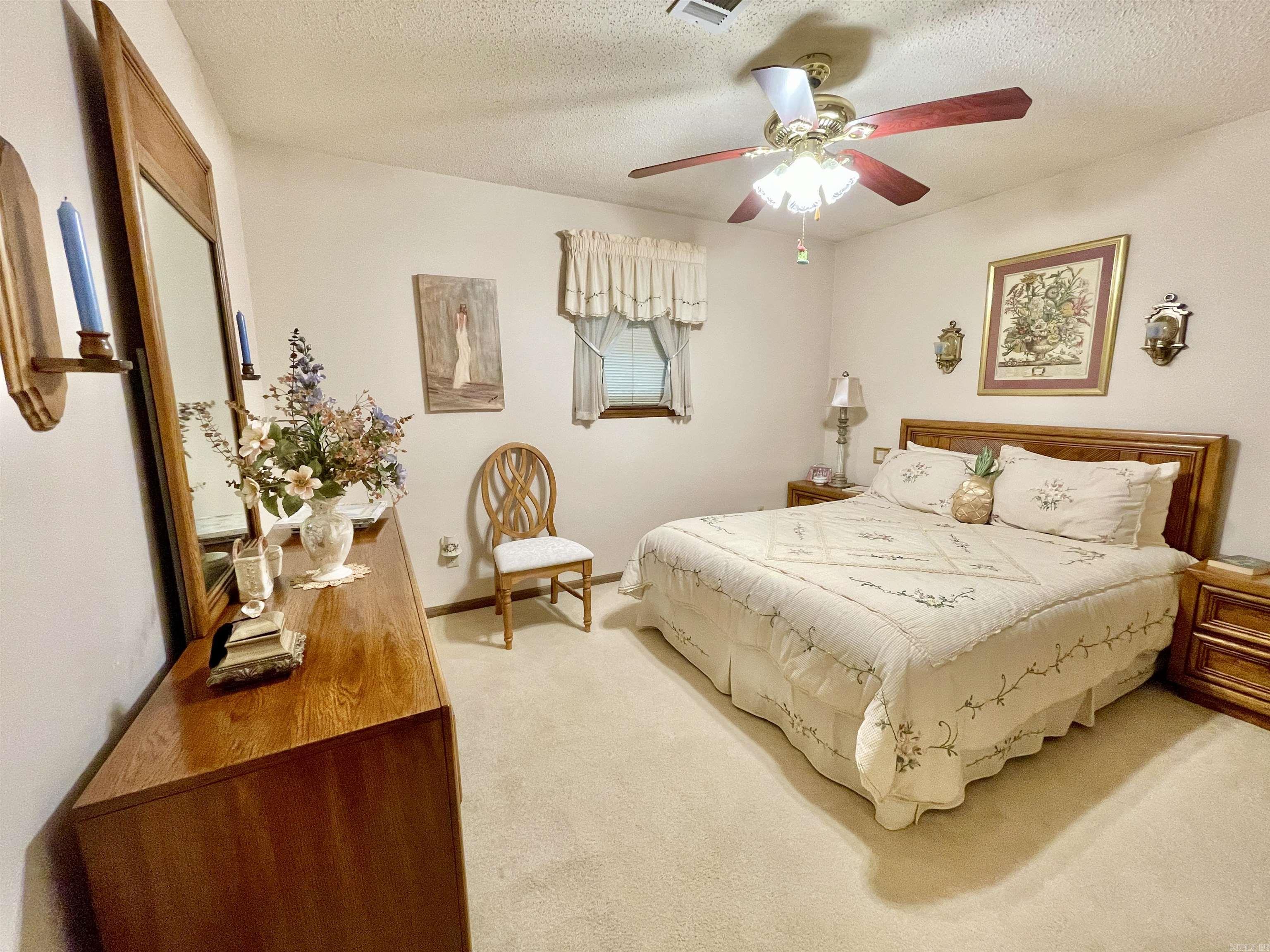 6 Weatherwood Lane  Maumelle, AR
