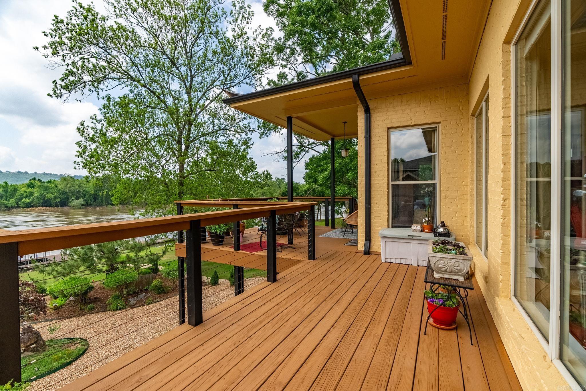 7 Crystal Mountain Cove Maumelle, AR 72113
