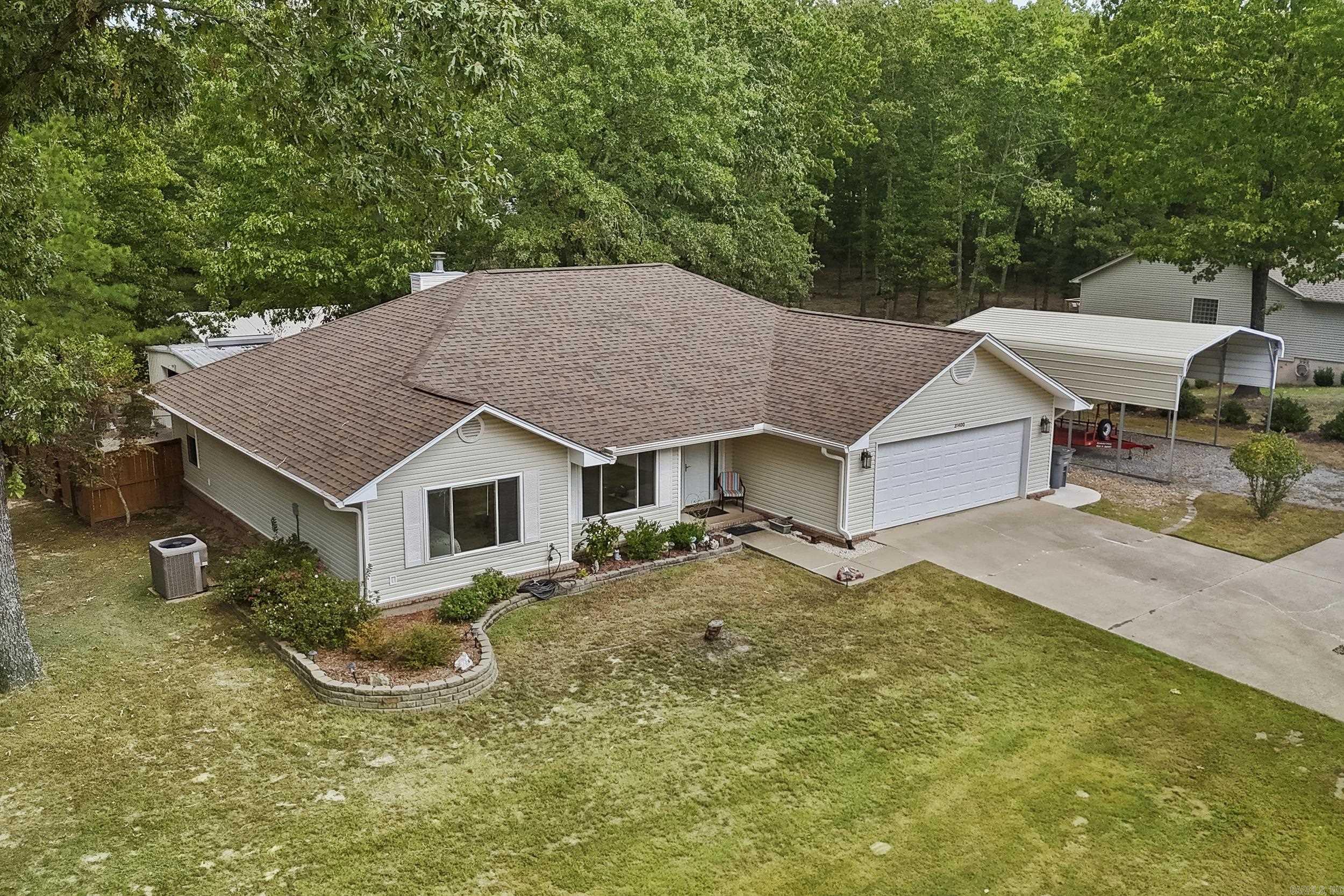 21400 Eddie Road — exterior