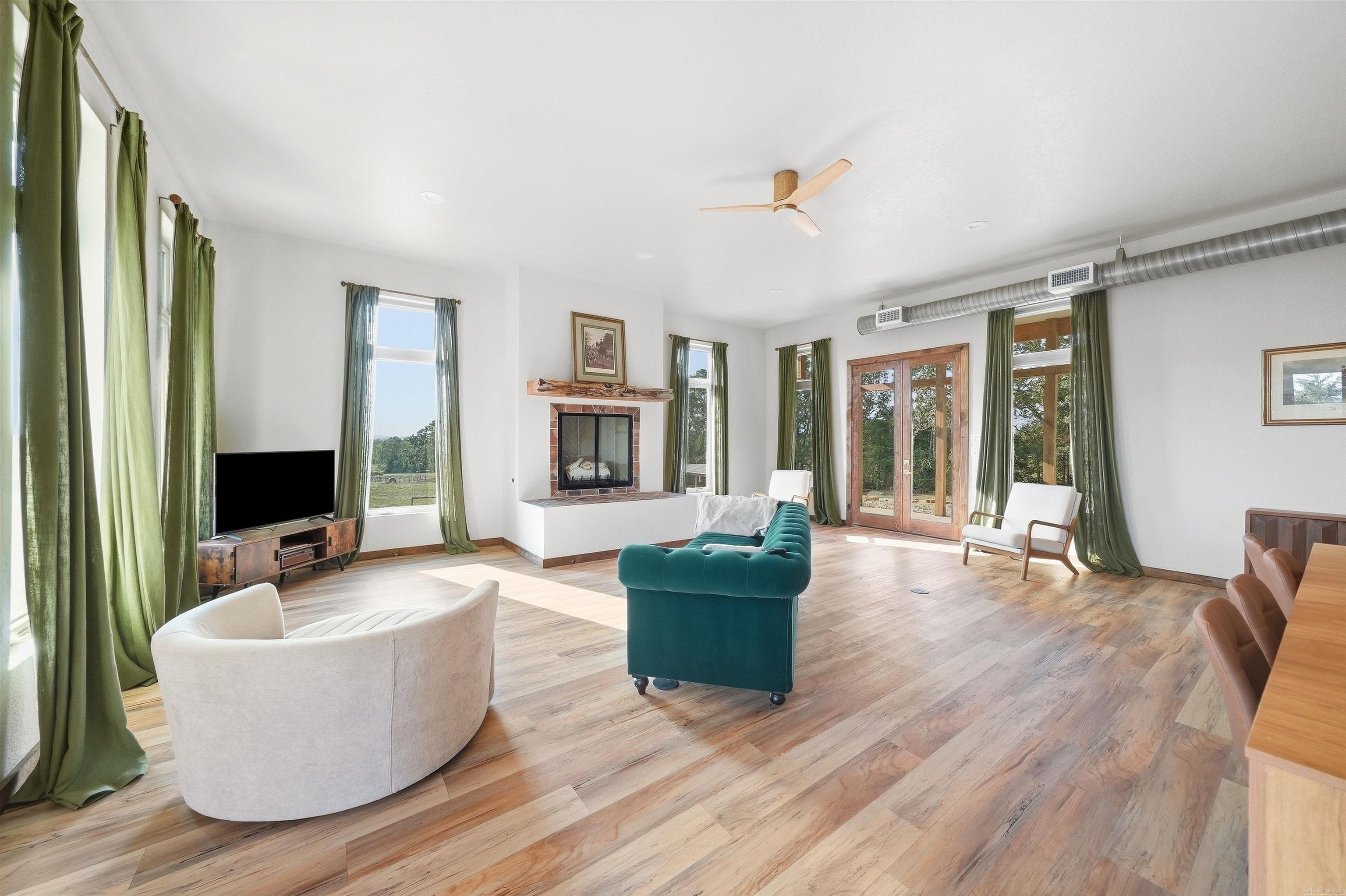 653 Fox Den Road El Paso, AR 72045