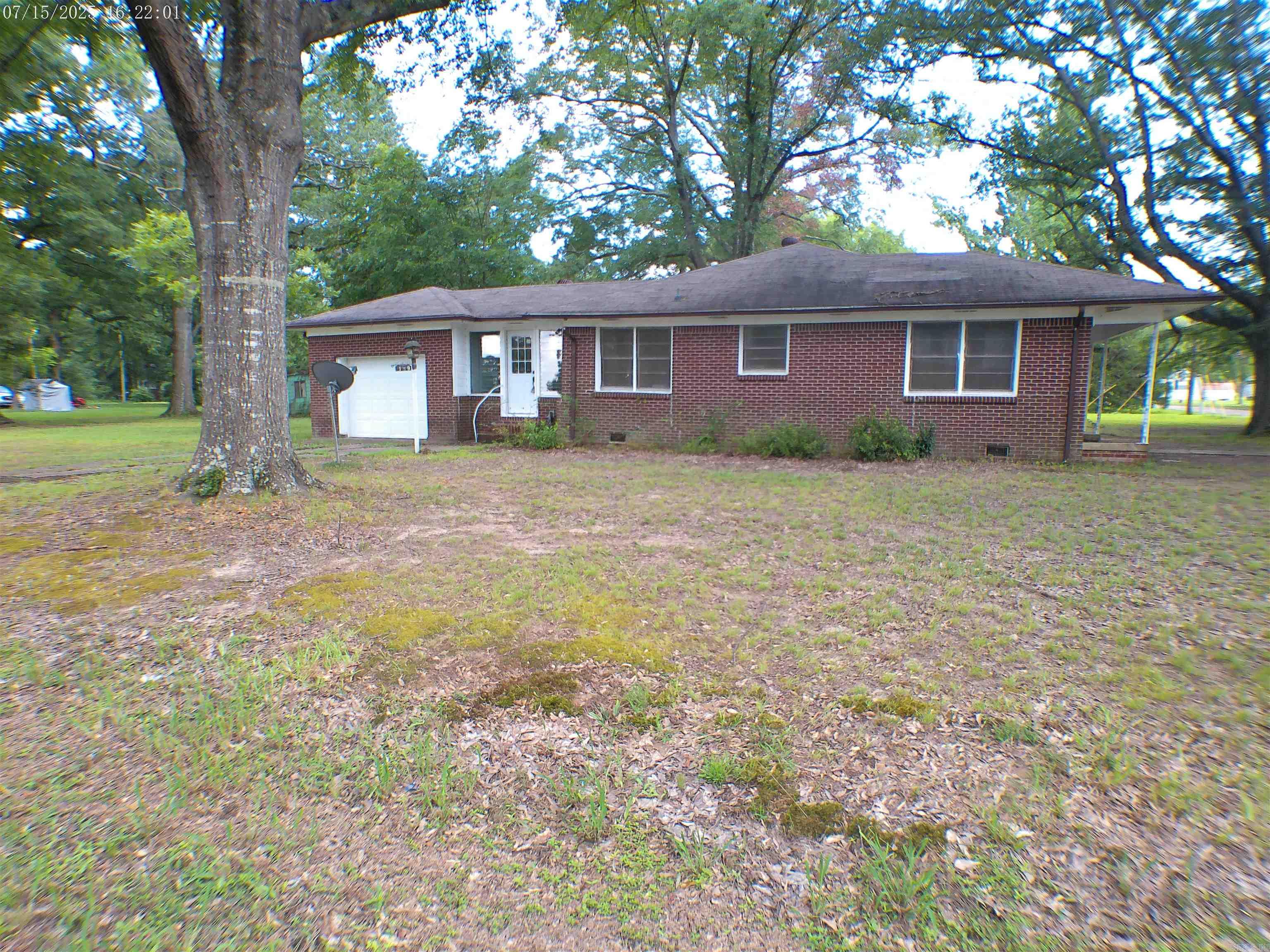 109 N 7th  Gurdon, AR