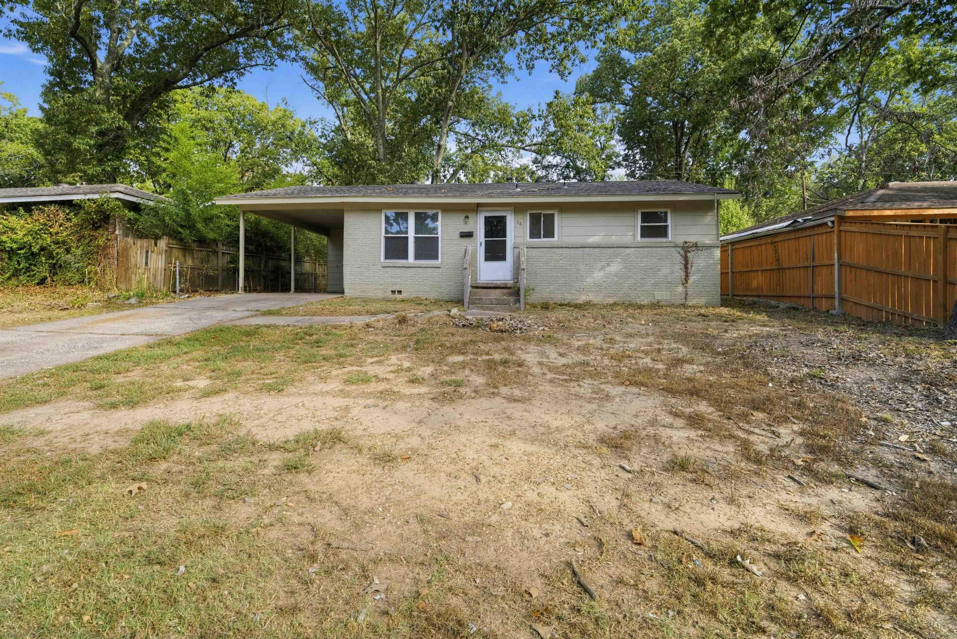 16 Sheffield Drive — photo 4