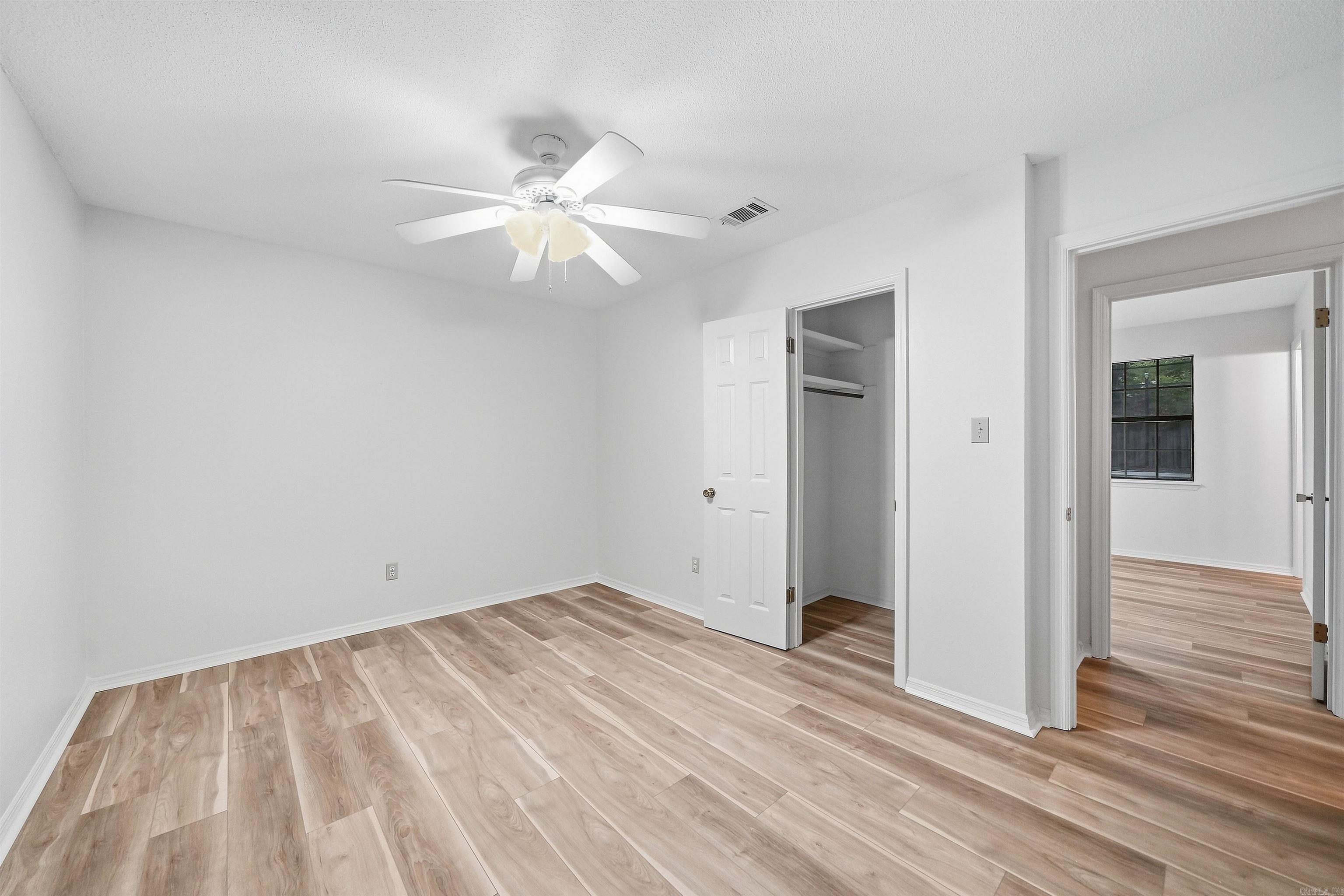 2301 Carywood Dr  Bryant, AR