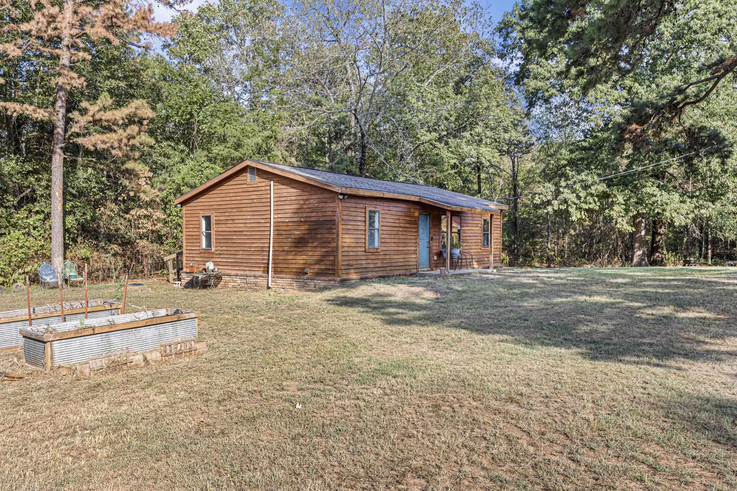 1062 CR 4400  Clarksville, AR