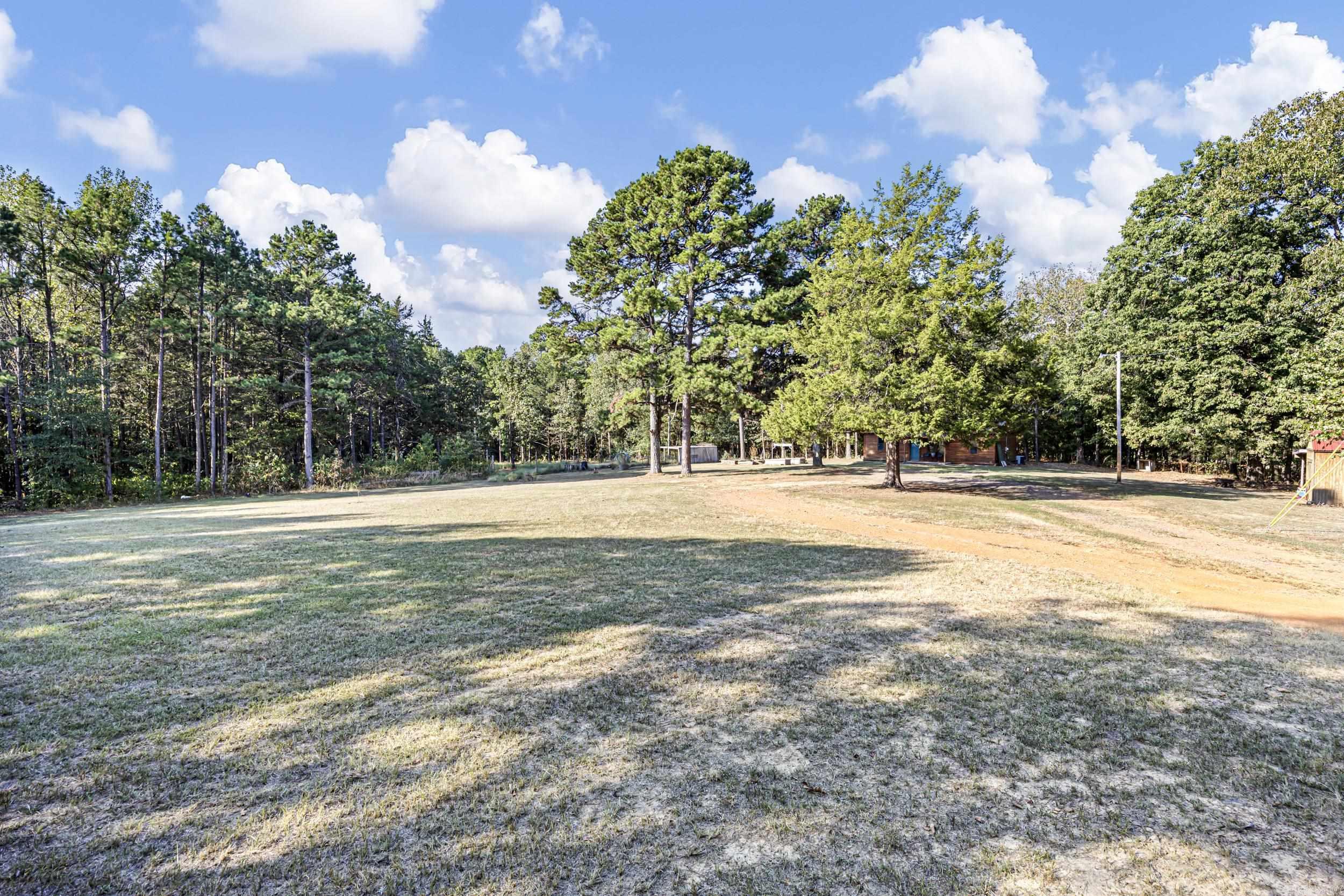 1062 CR 4400  Clarksville, AR