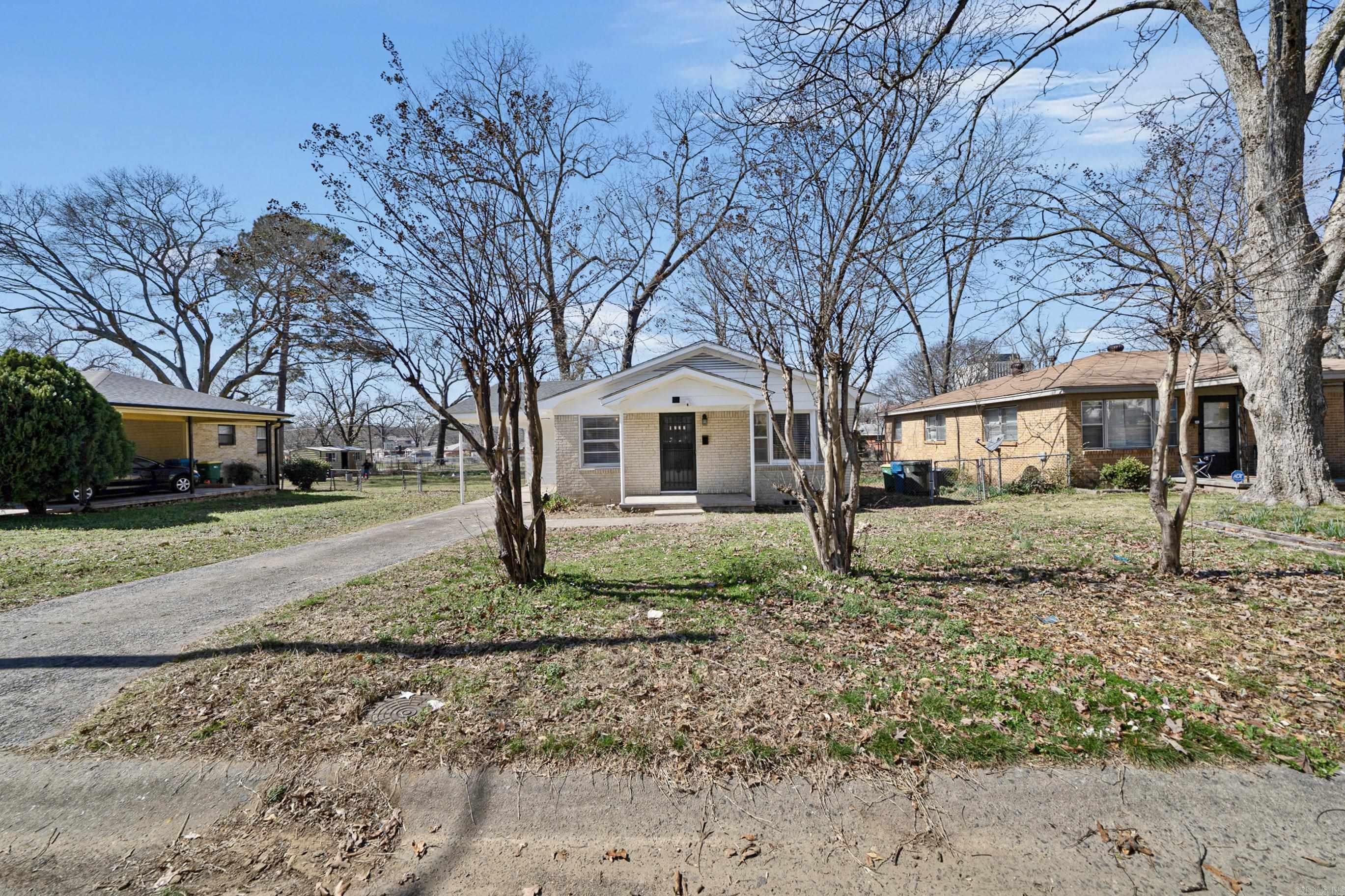 1222 S Pierce Street — photo 2
