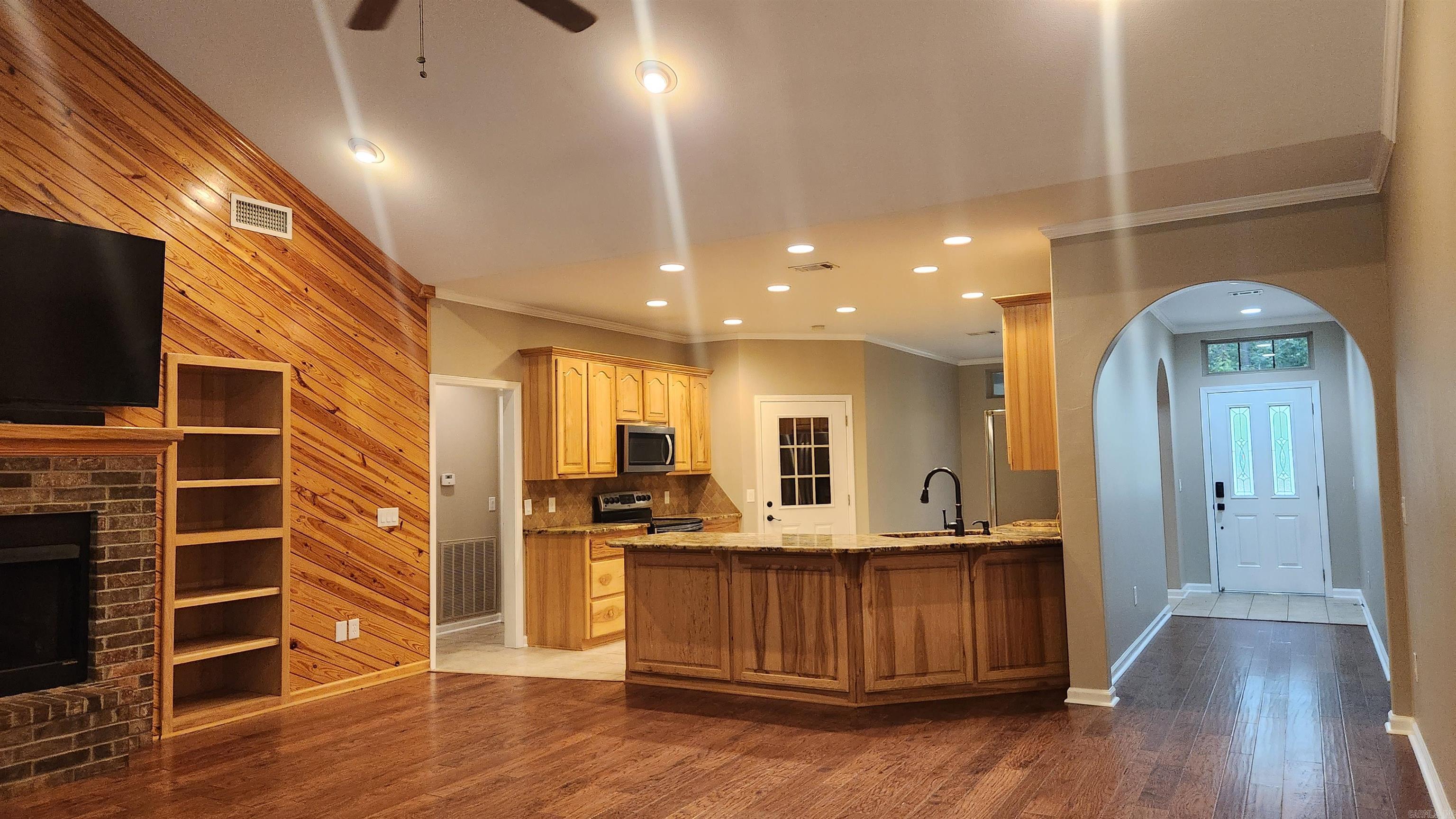 165 Crestwood Drive Mount Ida, AR 71957-9999