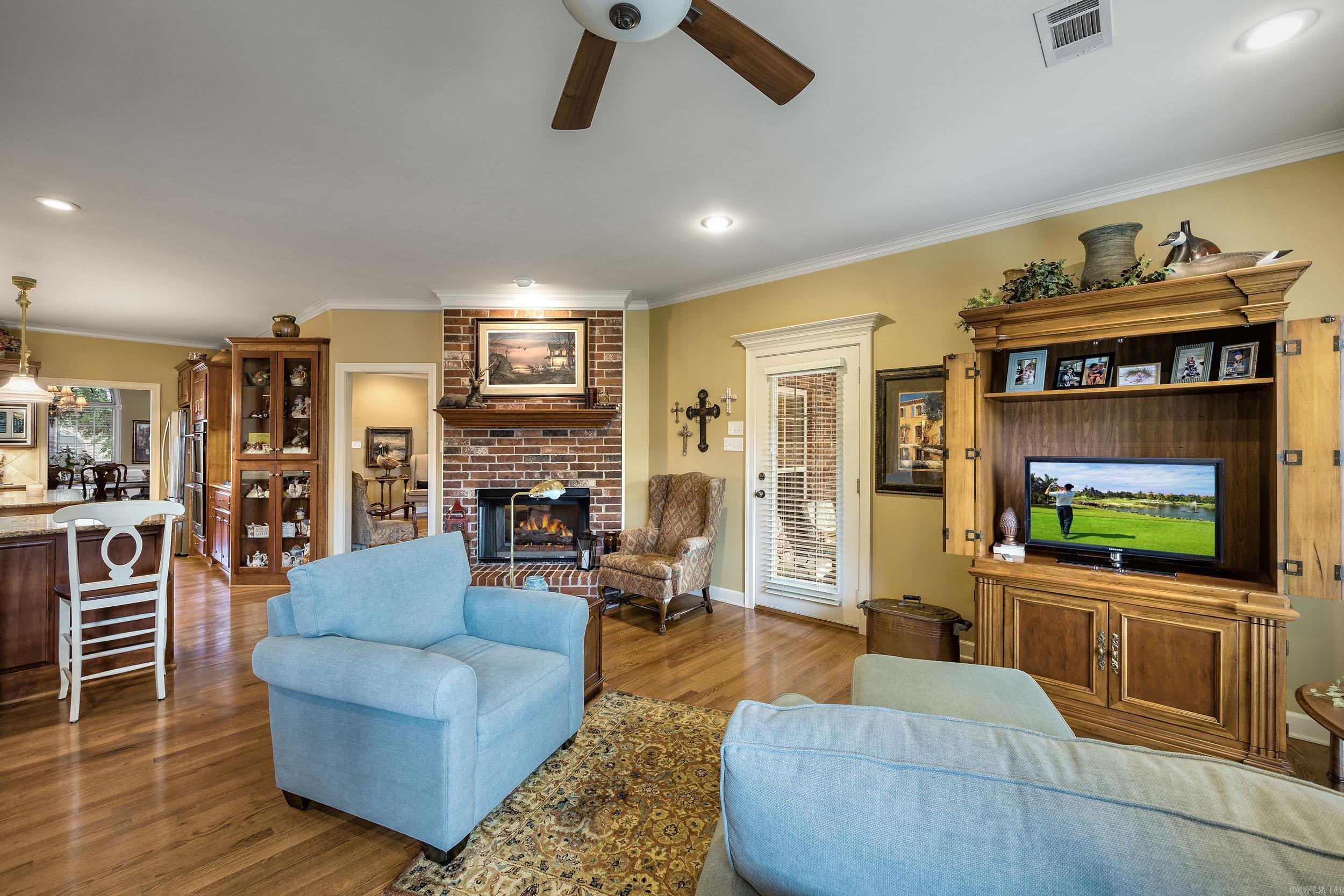 128 Osage Drive Maumelle, AR 72113-5855
