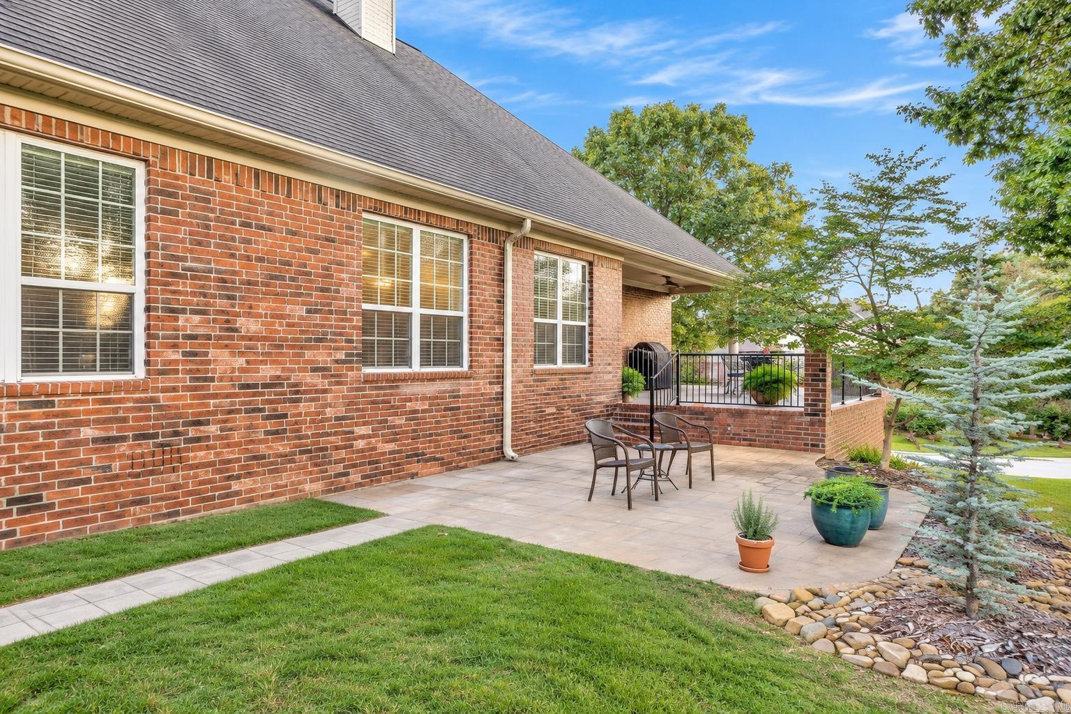 128 Osage Drive Maumelle, AR 72113-5855