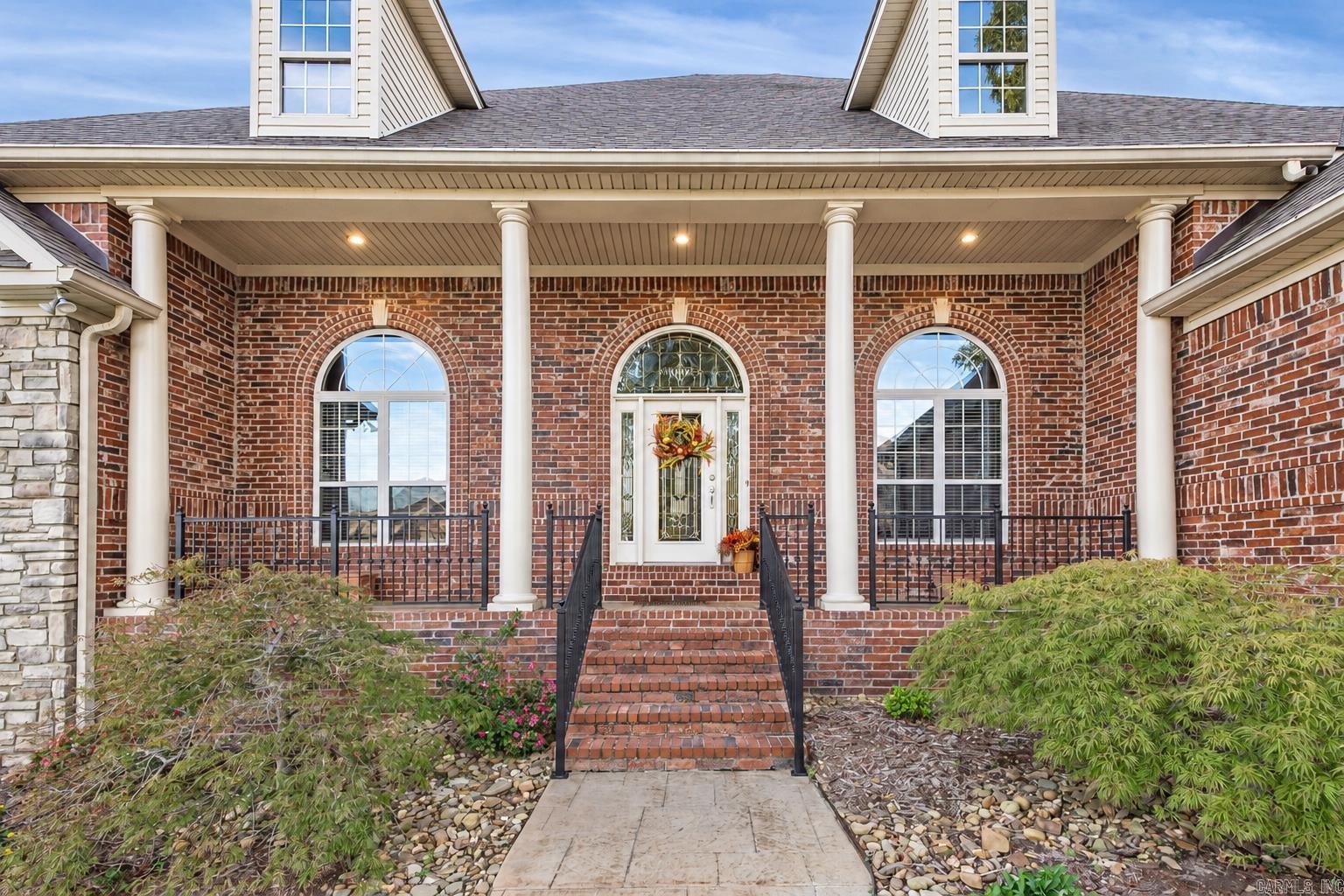 128 Osage Drive Maumelle, AR 72113-5855