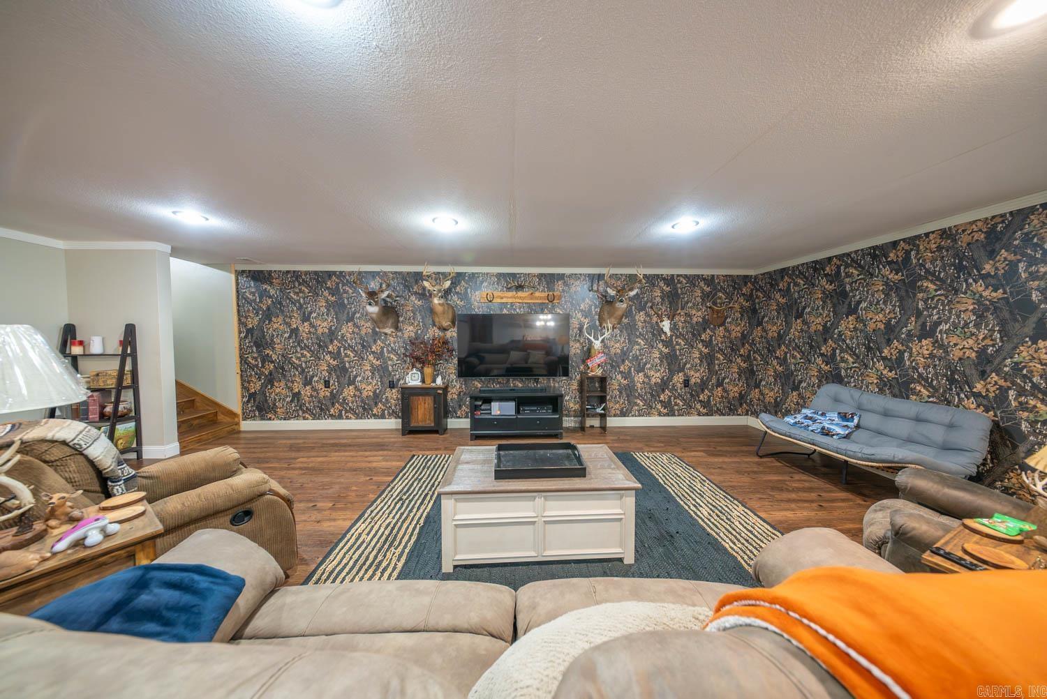 1387 County Road 201  Alton, MO