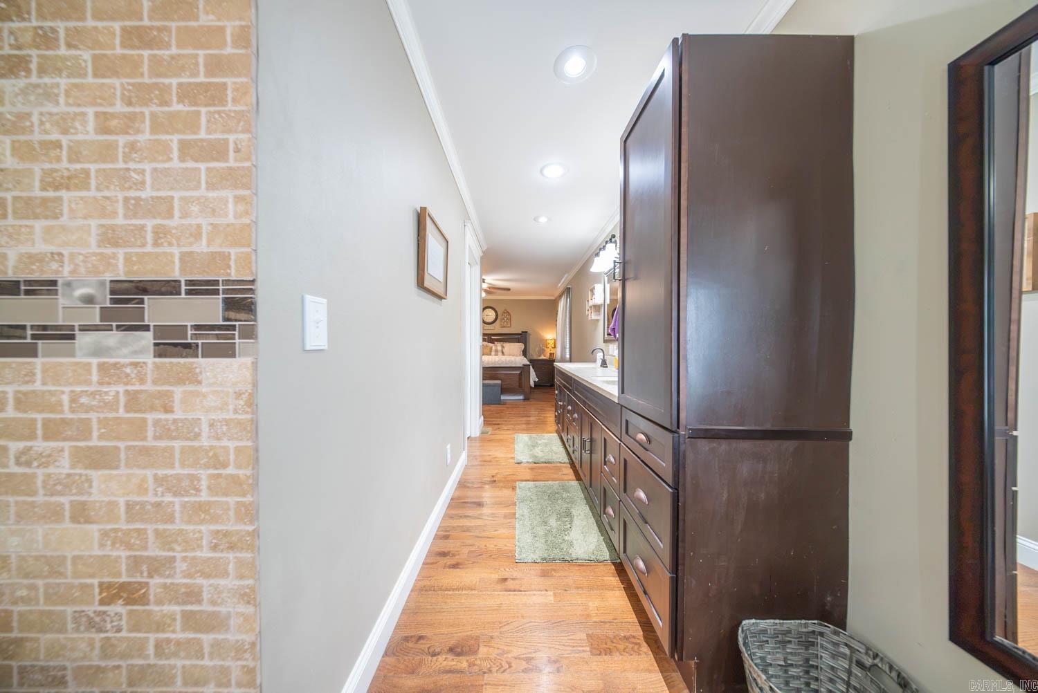 1387 County Road 201  Alton, MO