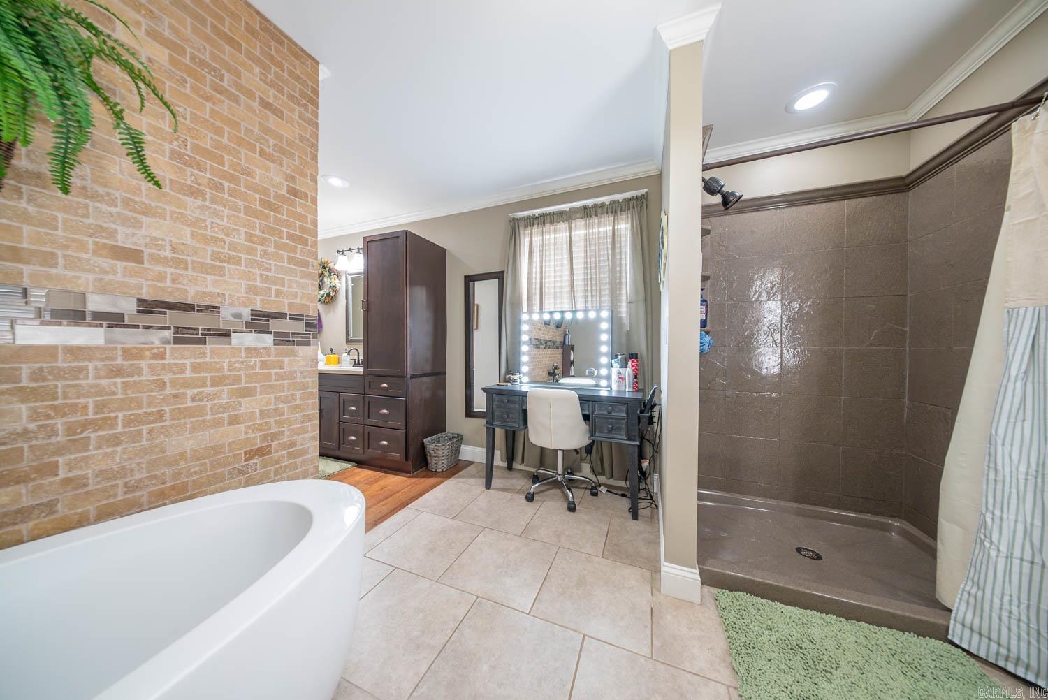 1387 County Road 201  Alton, MO