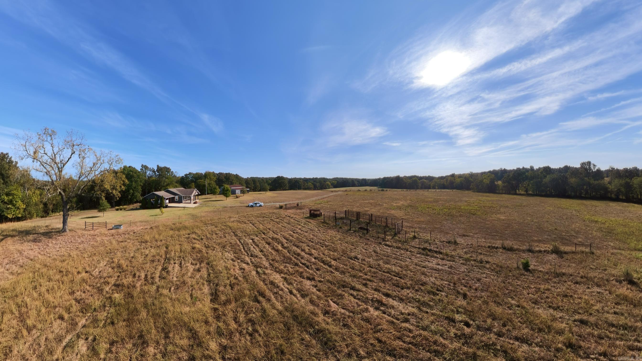 1387 County Road 201  Alton, MO