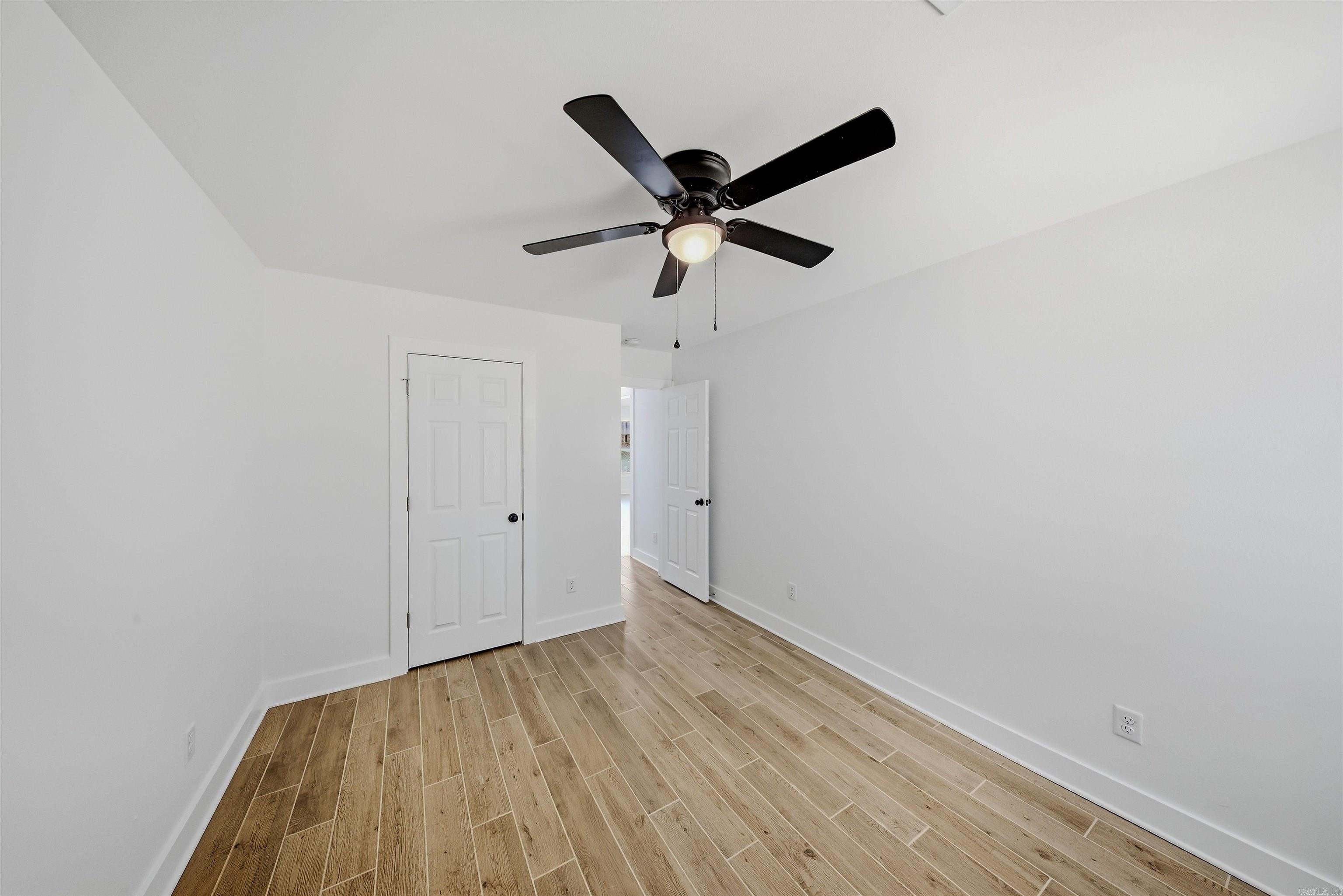 137 Coal Mountain  El Paso, AR