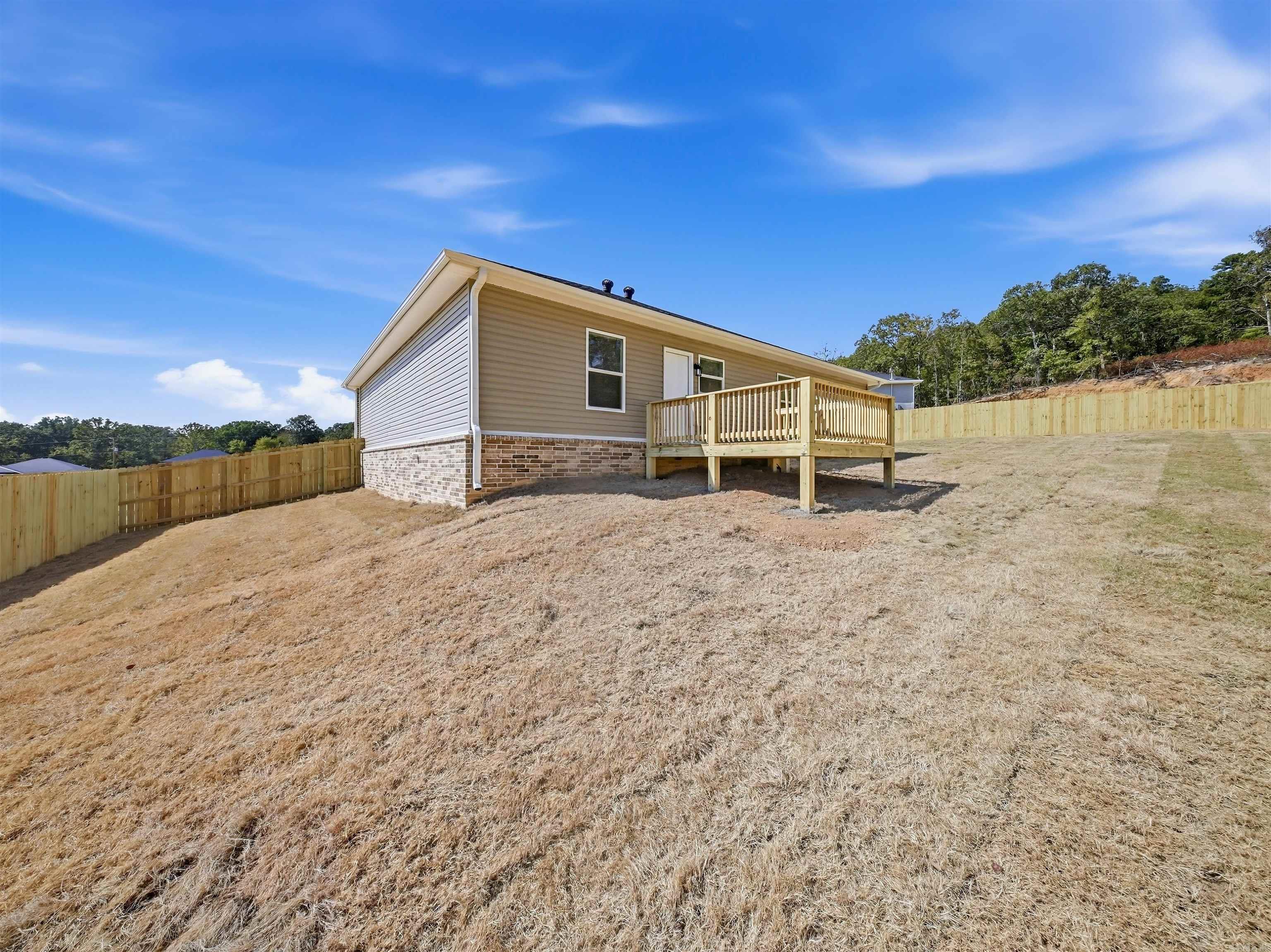 137 Coal Mountain  El Paso, AR