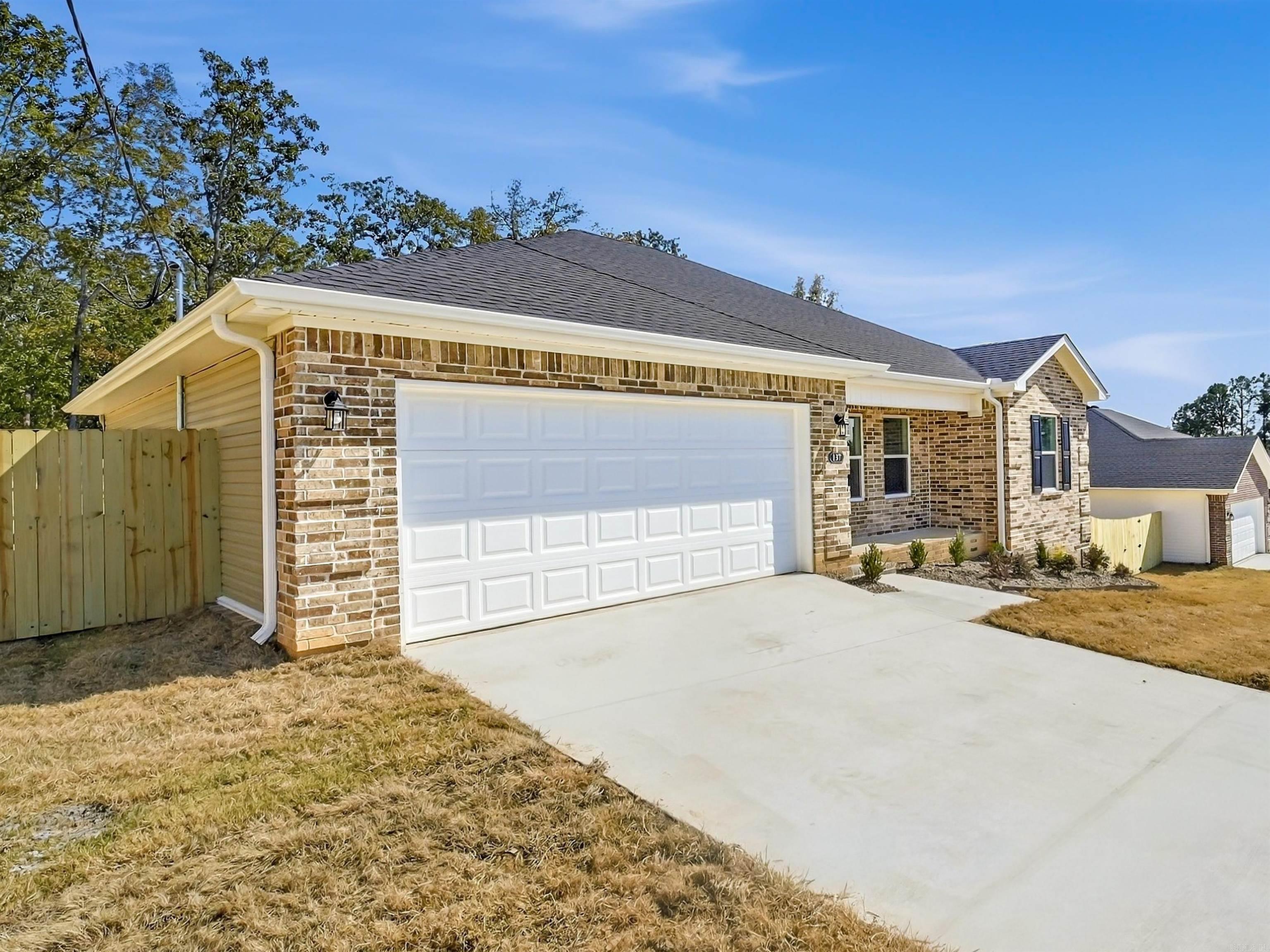 137 Coal Mountain  El Paso, AR