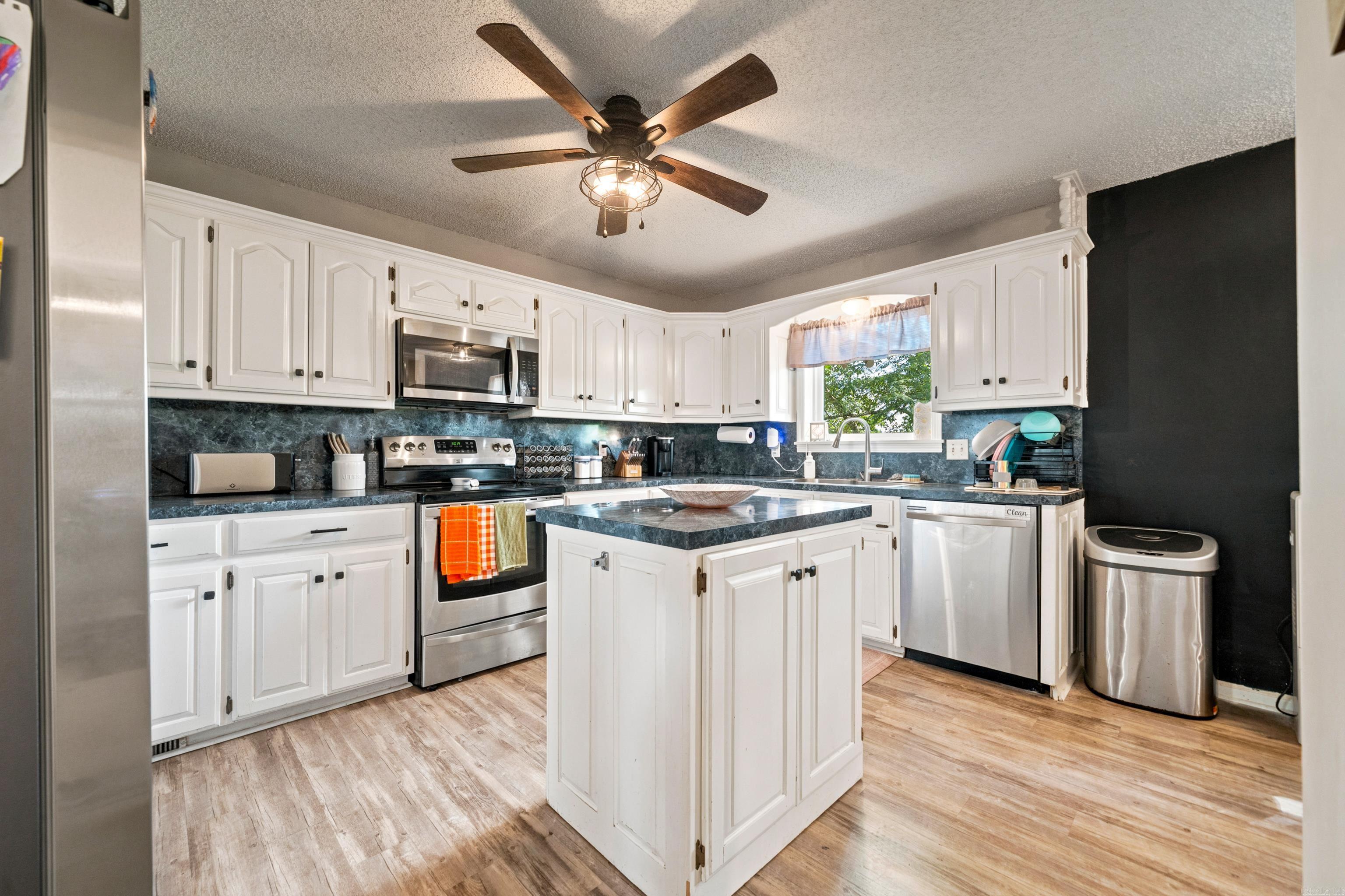 2164 Old Bear  Royal, AR