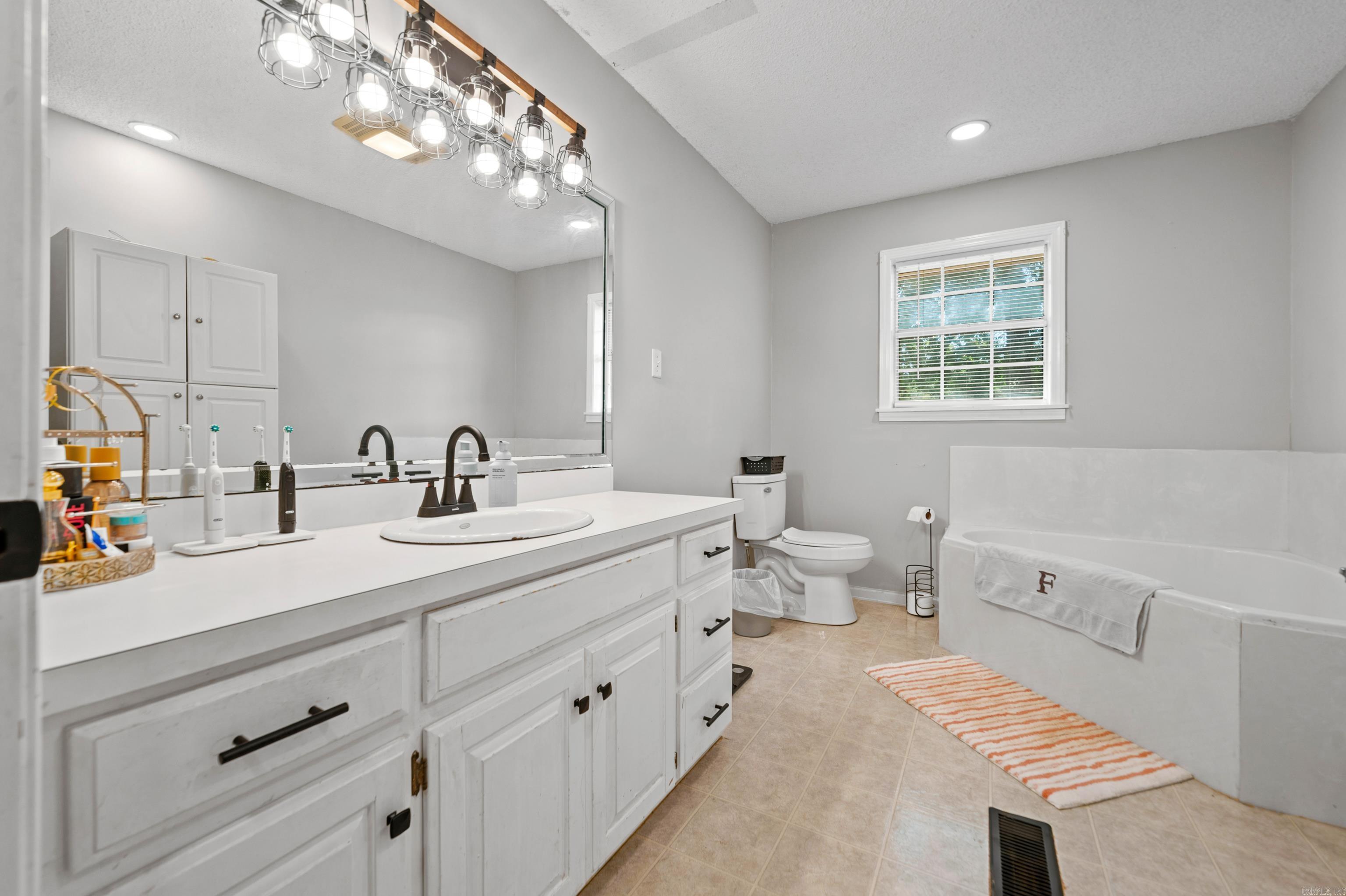 2164 Old Bear  Royal, AR