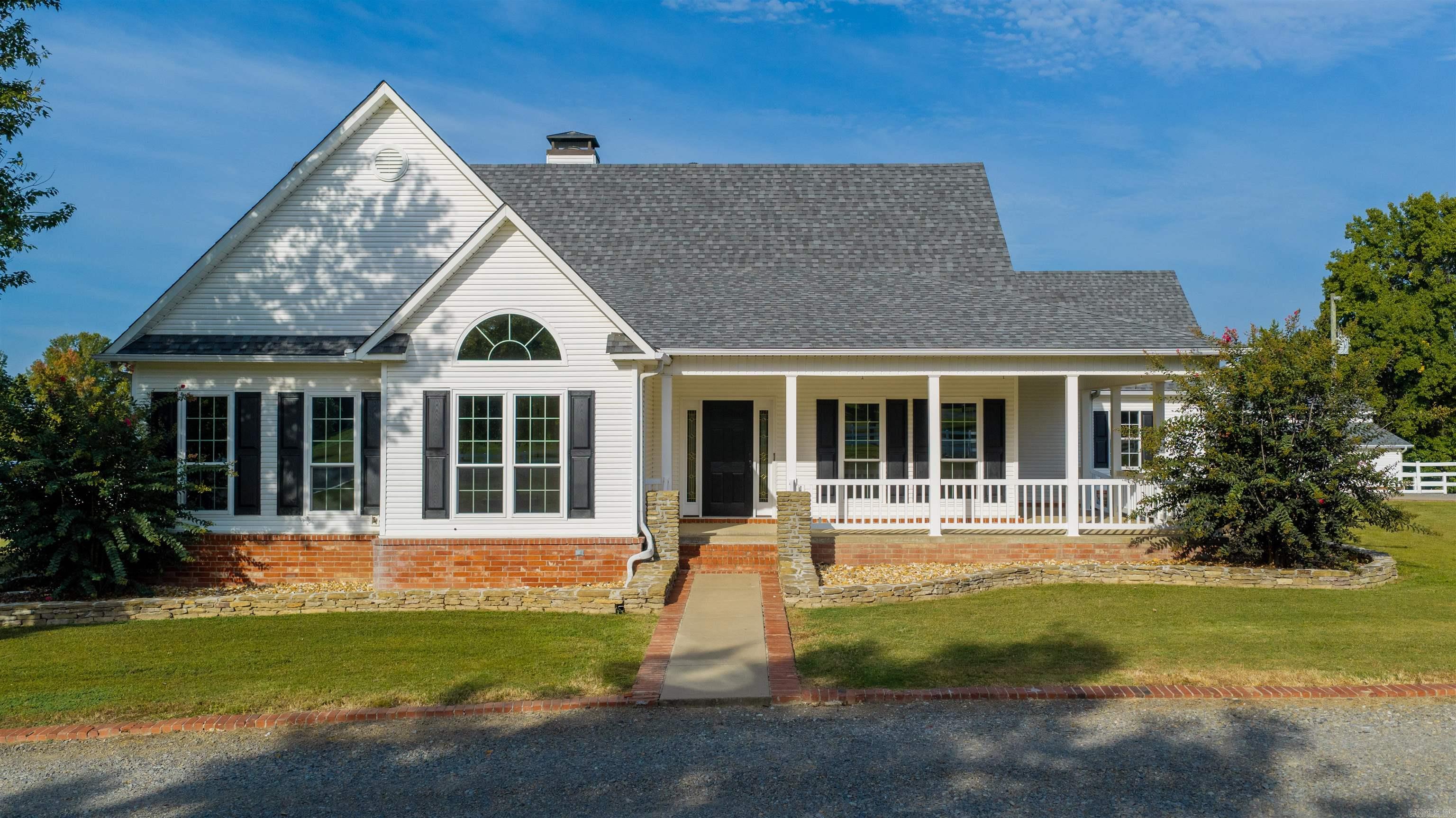 337 Meadow Brook Drive — photo 2