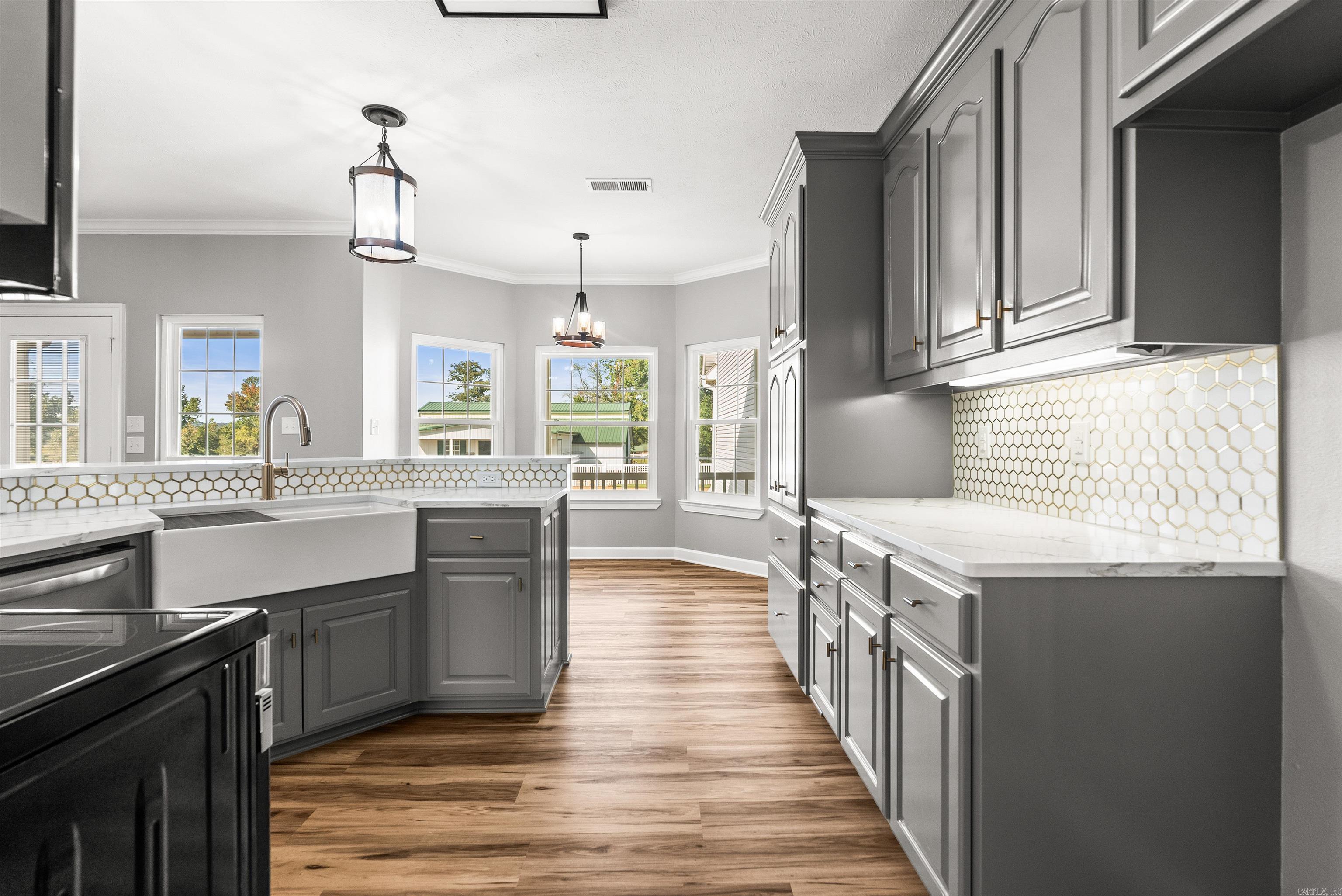 337 Meadow Brook Drive Bee Branch, AR 72013