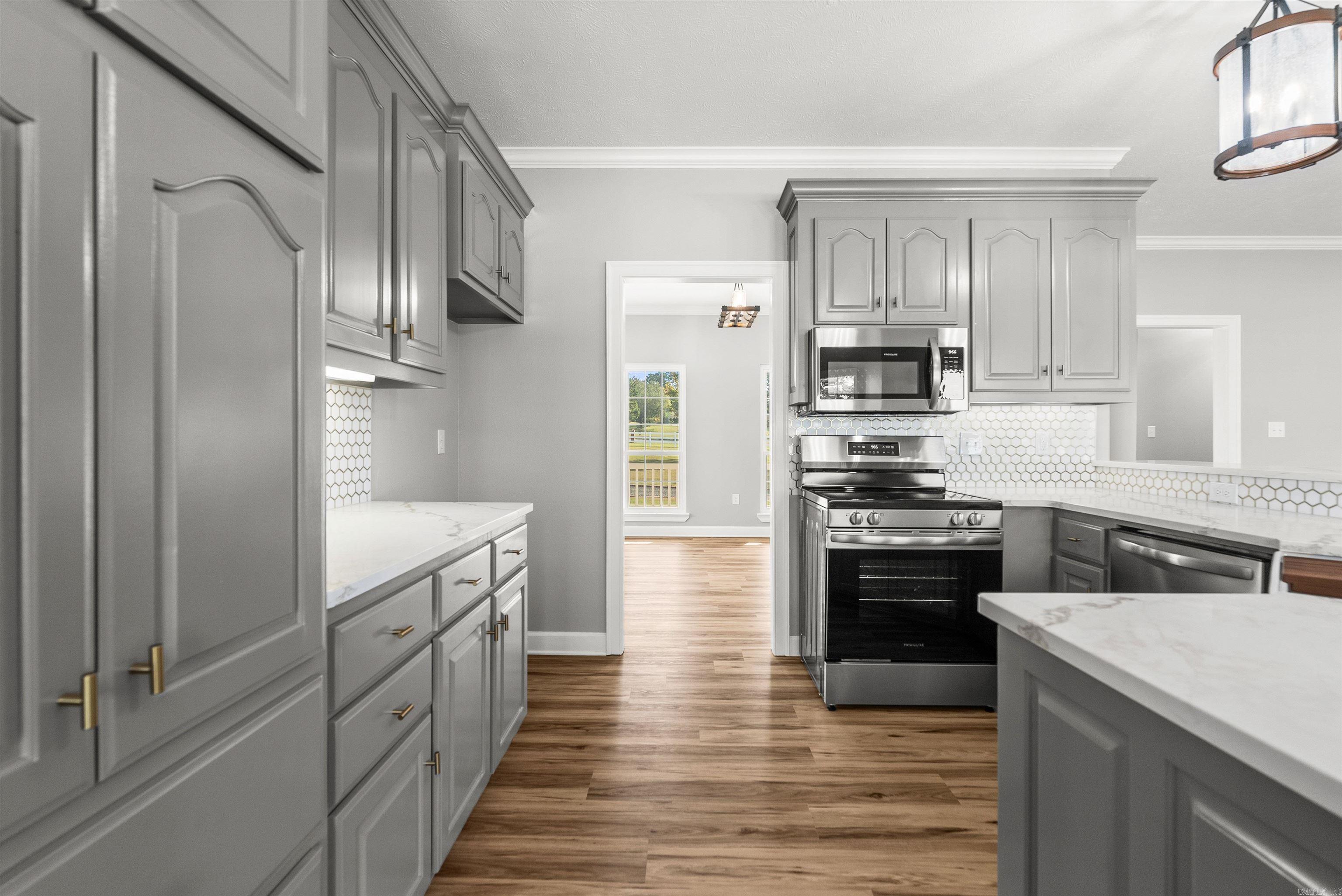 337 Meadow Brook Drive Bee Branch, AR 72013
