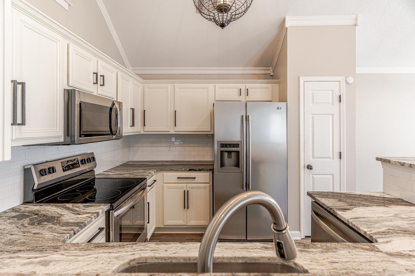 5408 Deerfield Dr  Jonesboro, AR