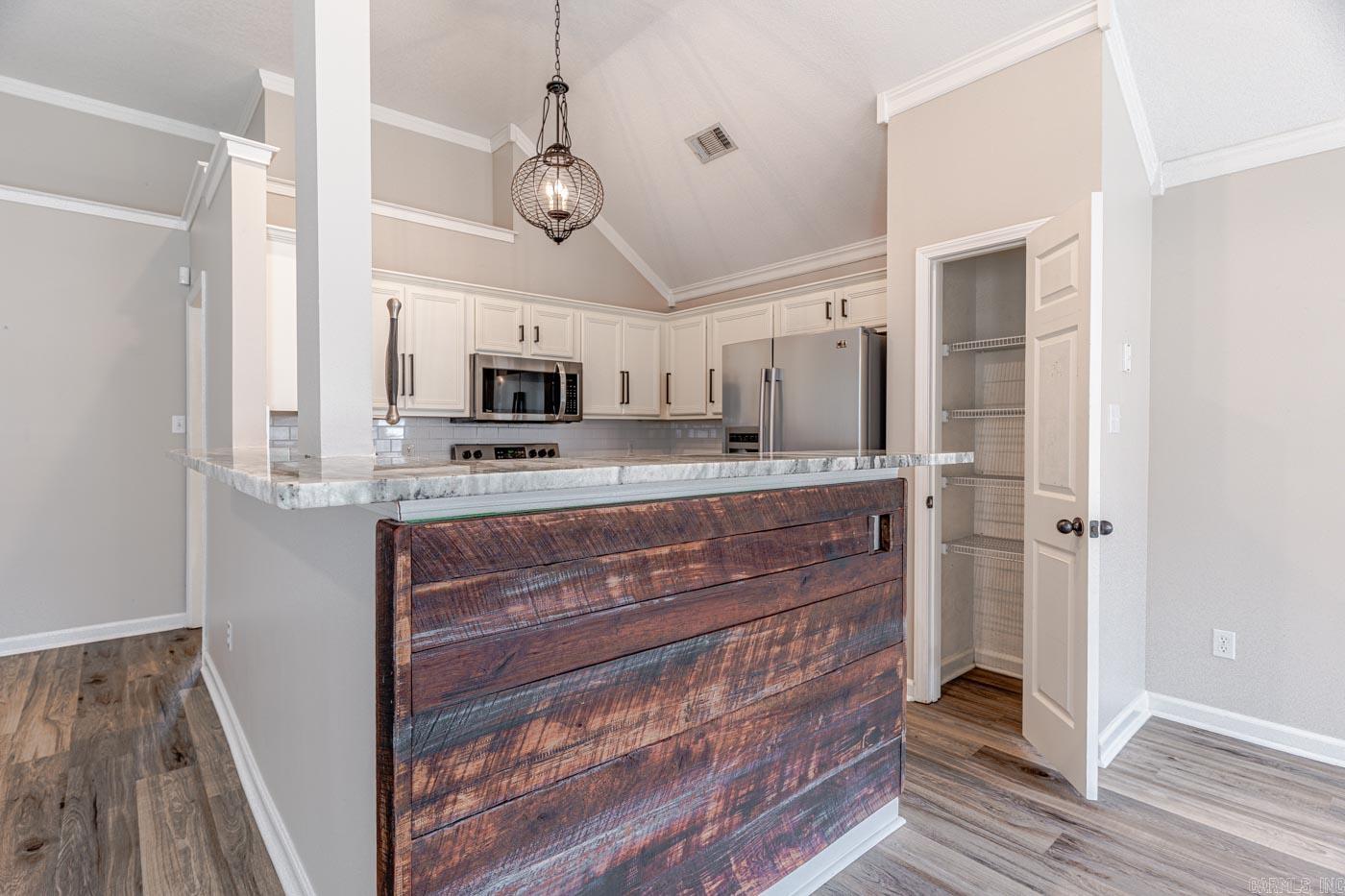 5408 Deerfield Dr  Jonesboro, AR