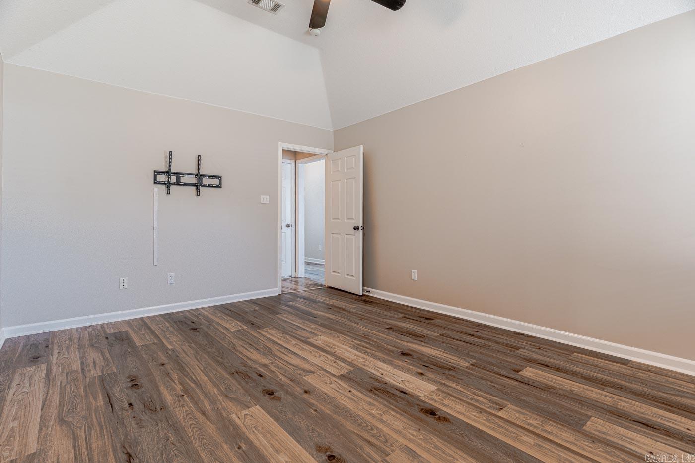 5408 Deerfield Dr  Jonesboro, AR