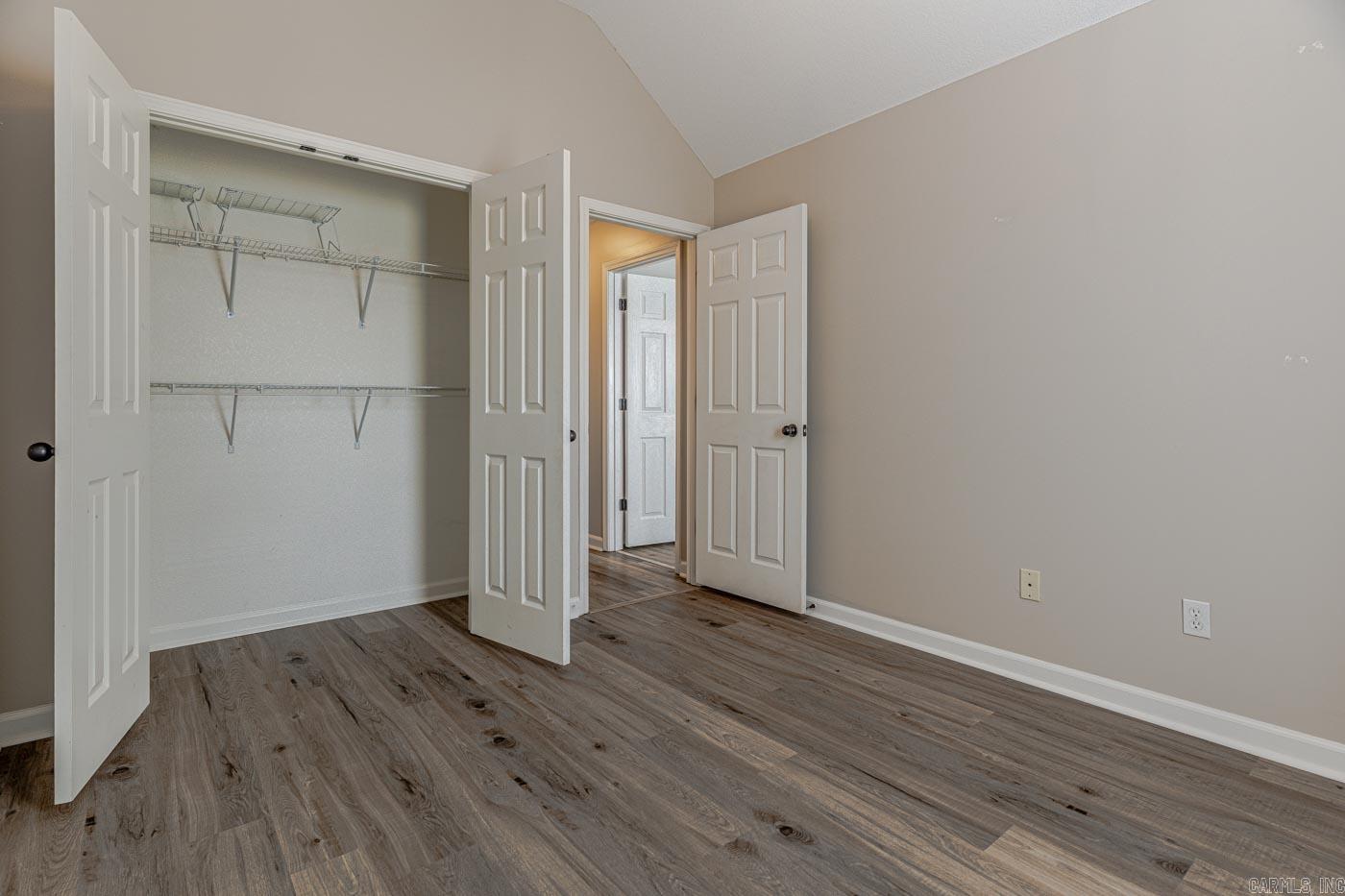 5408 Deerfield Dr  Jonesboro, AR